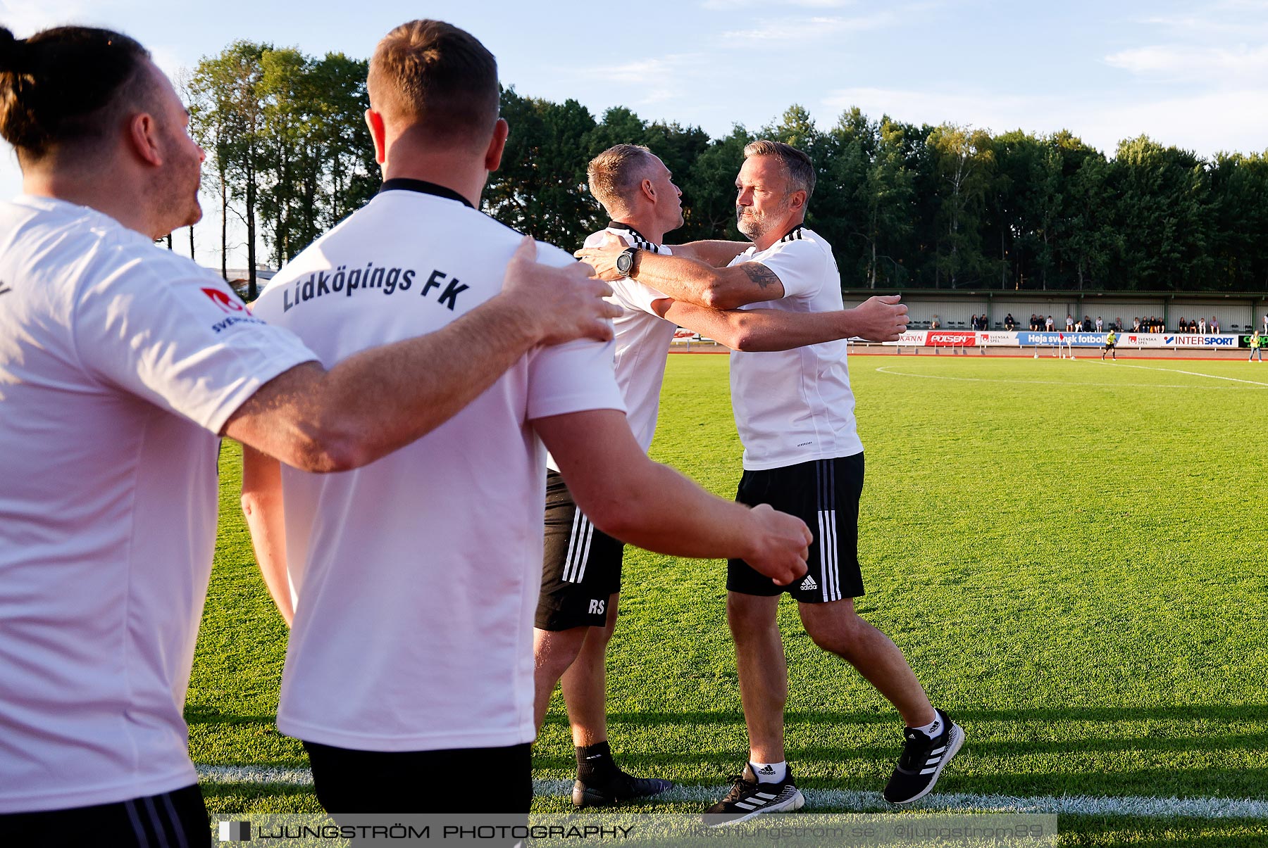 Lidköpings FK-Alingsås FC United 2-1,dam,Framnäs IP,Lidköping,Sverige,Fotboll,,2021,262246