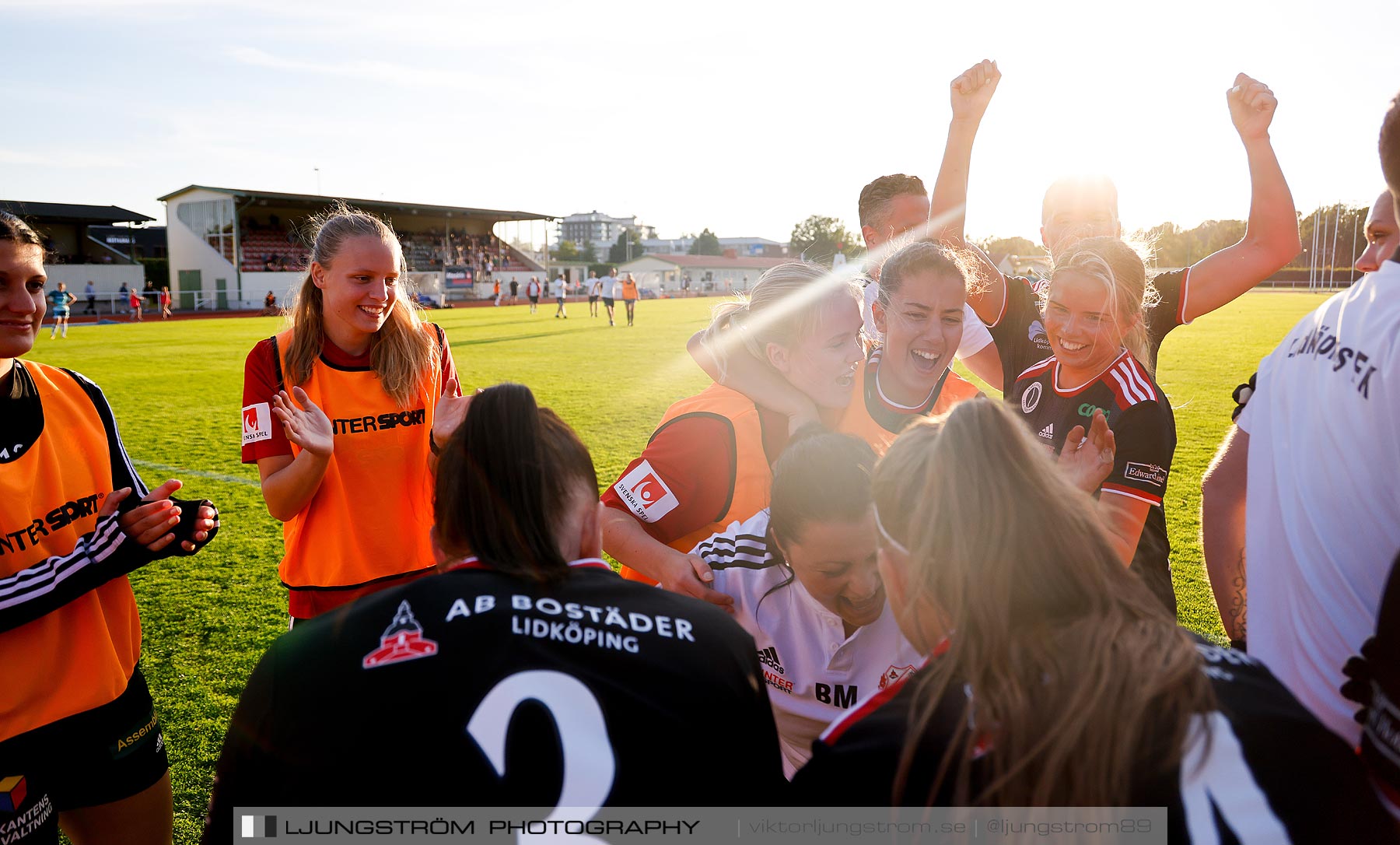 Lidköpings FK-Alingsås FC United 2-1,dam,Framnäs IP,Lidköping,Sverige,Fotboll,,2021,262251