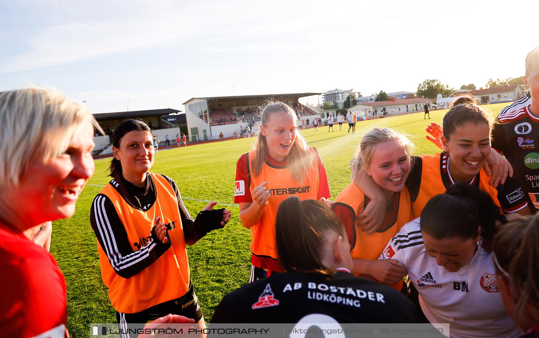 Lidköpings FK-Alingsås FC United 2-1,dam,Framnäs IP,Lidköping,Sverige,Fotboll,,2021,262252