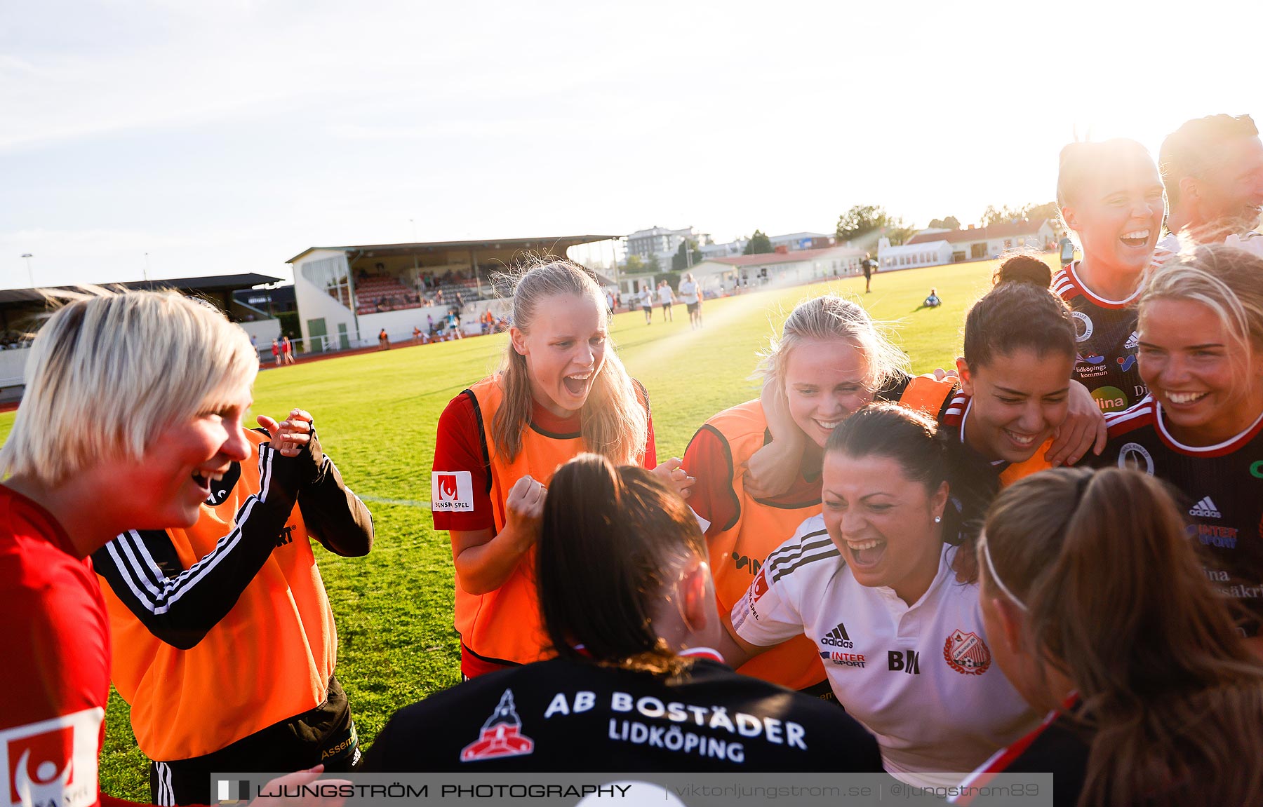 Lidköpings FK-Alingsås FC United 2-1,dam,Framnäs IP,Lidköping,Sverige,Fotboll,,2021,262253