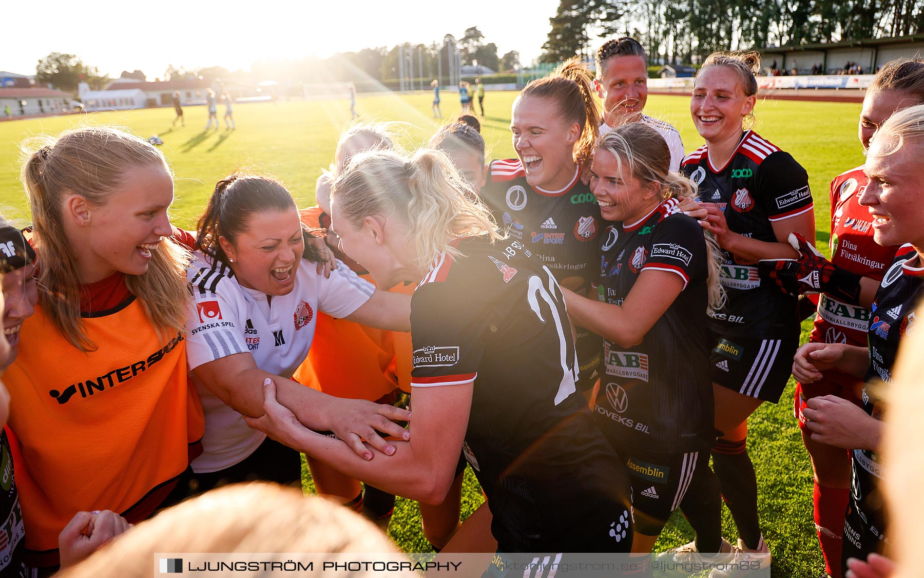 Lidköpings FK-Alingsås FC United 2-1,dam,Framnäs IP,Lidköping,Sverige,Fotboll,,2021,262256