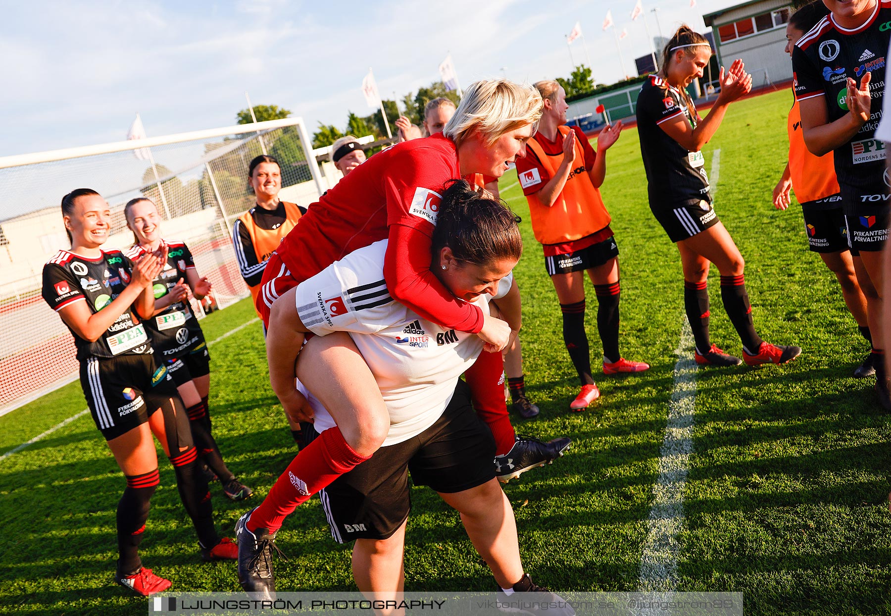 Lidköpings FK-Alingsås FC United 2-1,dam,Framnäs IP,Lidköping,Sverige,Fotboll,,2021,262280