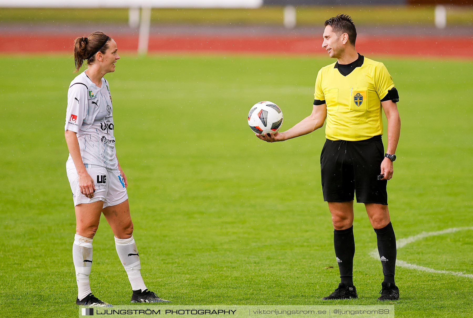 Lidköpings FK-Umeå IK FF 3-0,dam,Framnäs IP,Lidköping,Sverige,Fotboll,,2021,263243