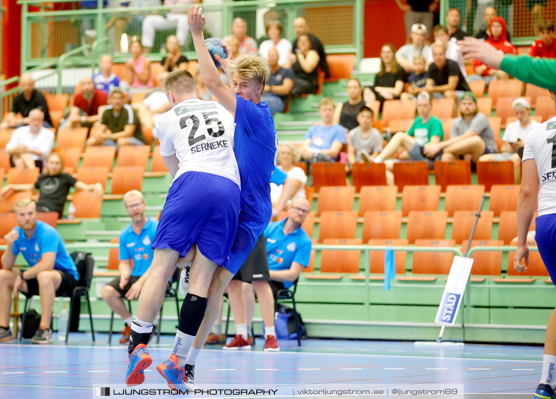 Skövde Invitational P04 FINAL IFK Skövde HK-Alingsås HK 25-19,herr,Arena Skövde,Skövde,Sverige,Handboll,,2021,263392