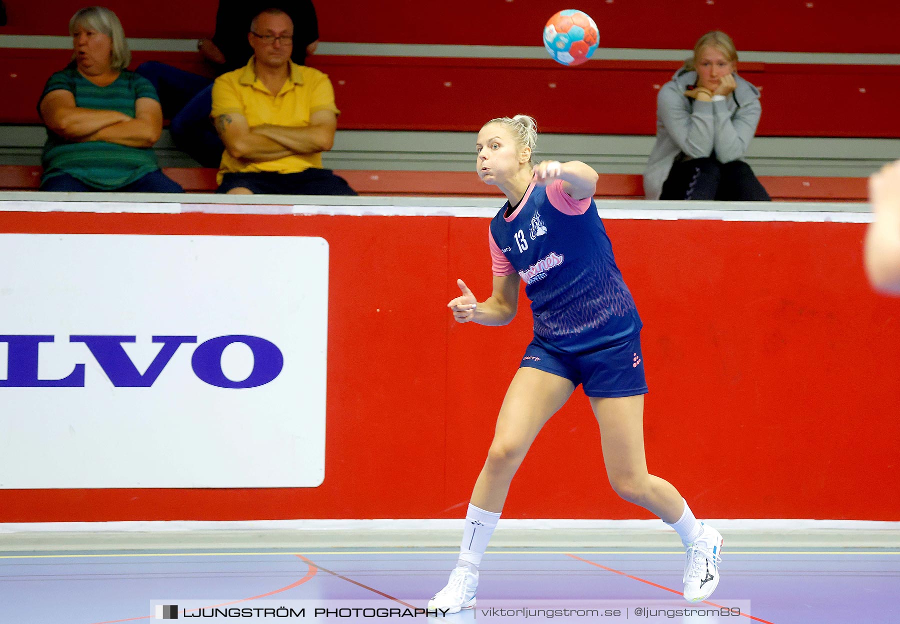 Annliz Cup Superelit Neptunes de Nantes-VästeråsIrsta HF 35-39,dam,Skövde Idrottshall,Skövde,Sverige,Handboll,,2021,264409