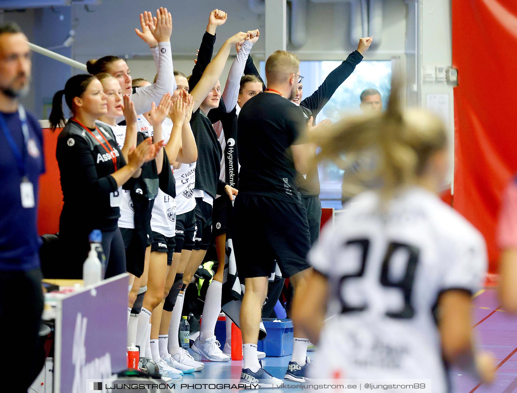 Annliz Cup Superelit Neptunes de Nantes-VästeråsIrsta HF 35-39,dam,Skövde Idrottshall,Skövde,Sverige,Handboll,,2021,264420