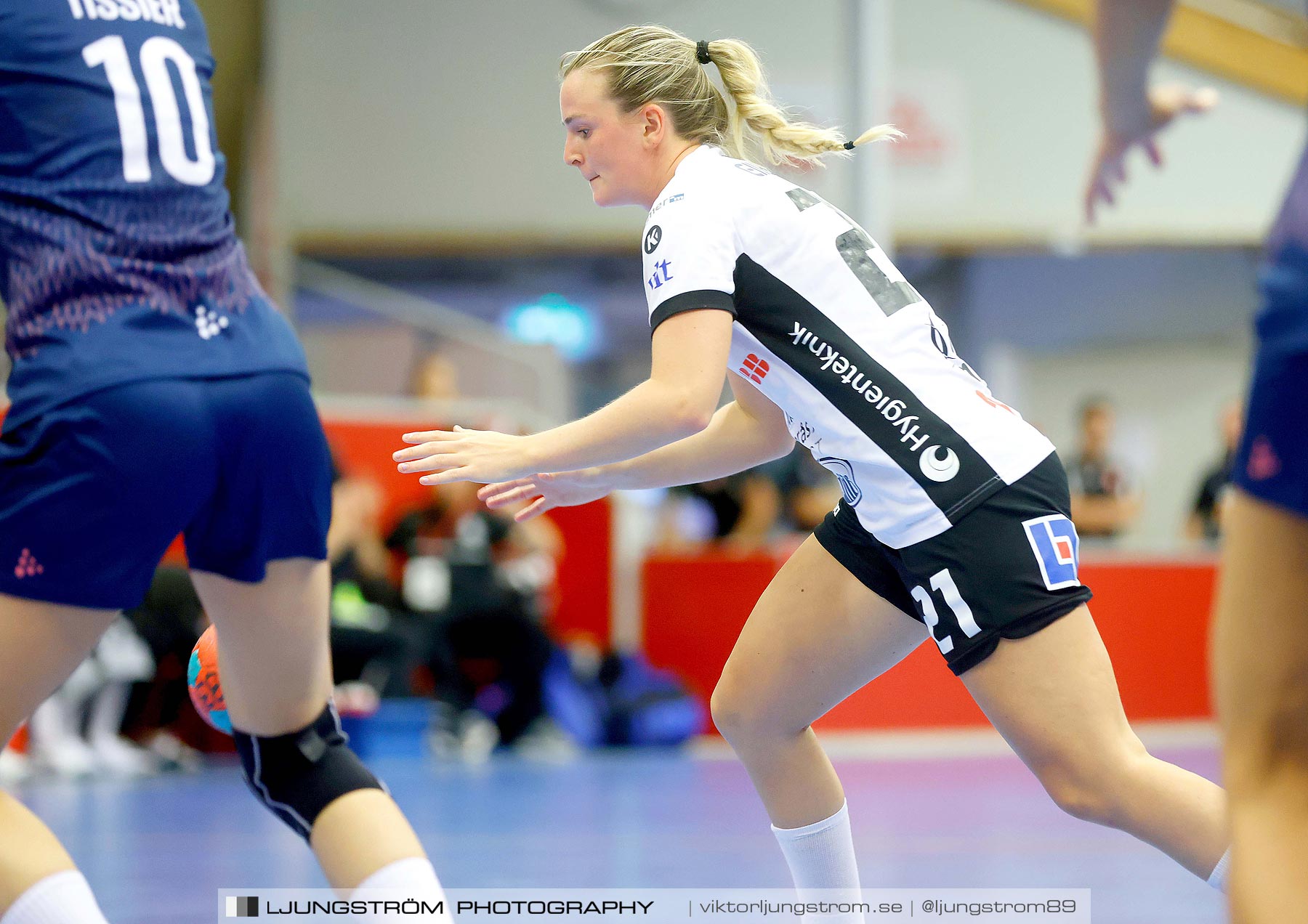 Annliz Cup Superelit Neptunes de Nantes-VästeråsIrsta HF 35-39,dam,Skövde Idrottshall,Skövde,Sverige,Handboll,,2021,264457