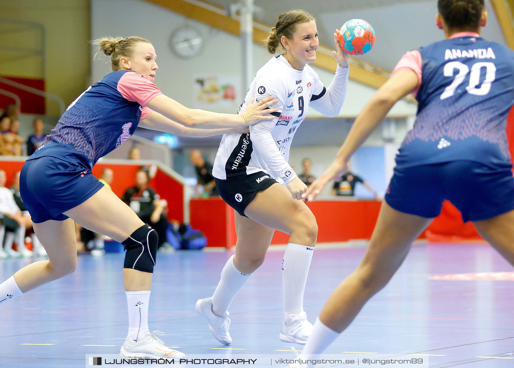 Annliz Cup Superelit Neptunes de Nantes-VästeråsIrsta HF 35-39,dam,Skövde Idrottshall,Skövde,Sverige,Handboll,,2021,264459