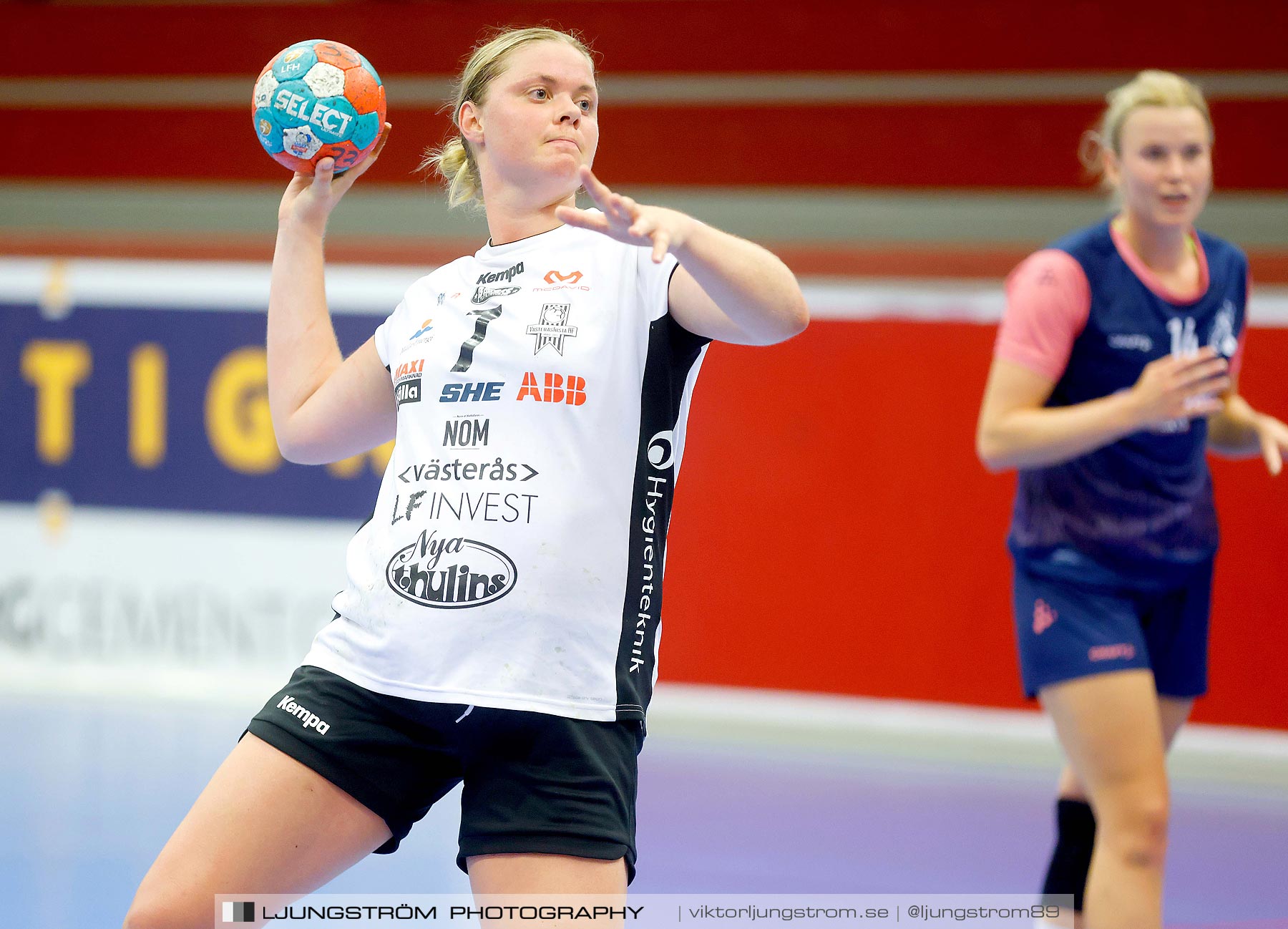 Annliz Cup Superelit Neptunes de Nantes-VästeråsIrsta HF 35-39,dam,Skövde Idrottshall,Skövde,Sverige,Handboll,,2021,264470