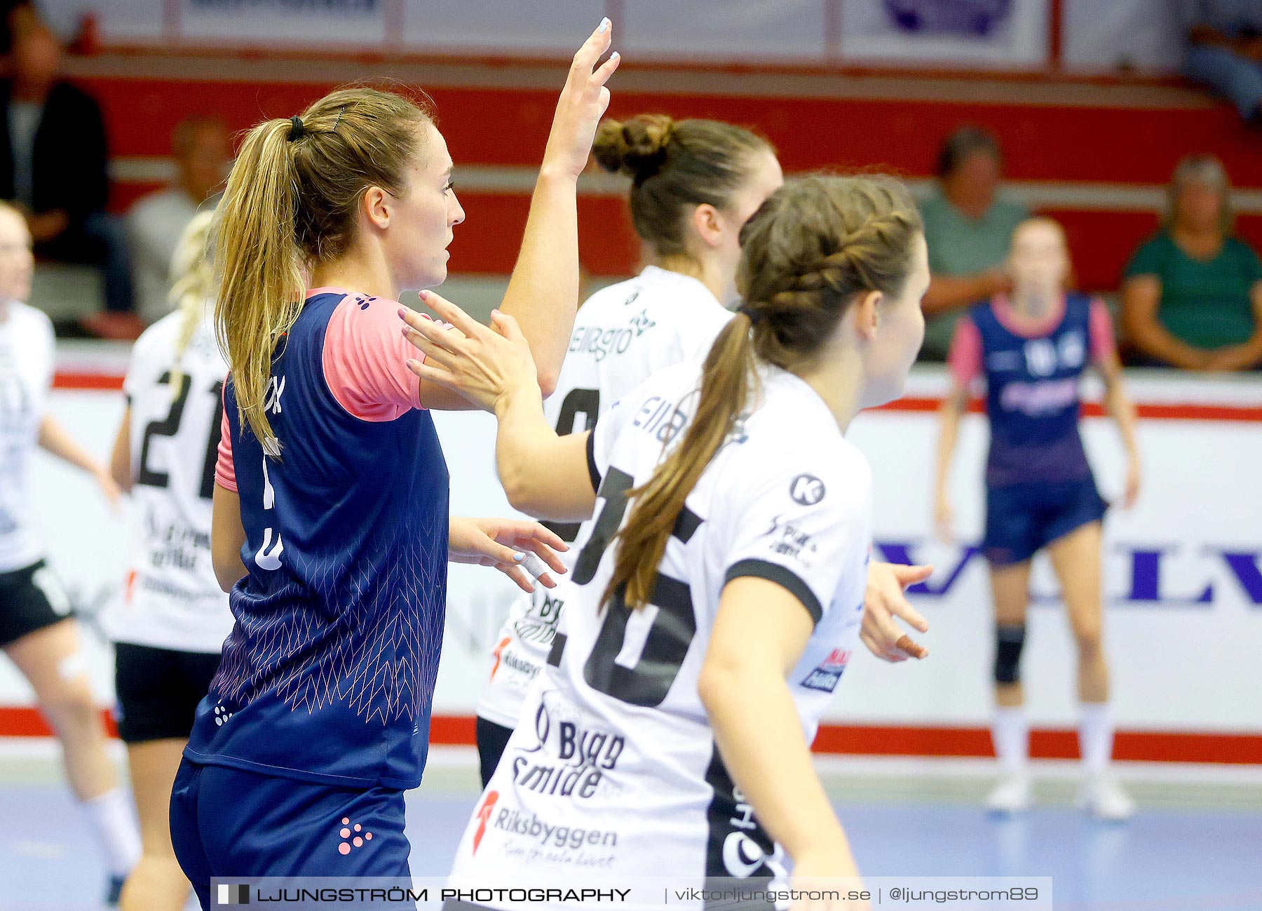 Annliz Cup Superelit Neptunes de Nantes-VästeråsIrsta HF 35-39,dam,Skövde Idrottshall,Skövde,Sverige,Handboll,,2021,264489