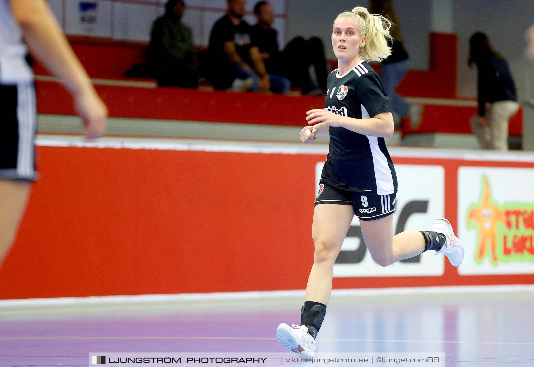 Annliz Cup Superelit Skara HF-Ajax København 11-16,dam,Skövde Idrottshall,Skövde,Sverige,Handboll,,2021,264552