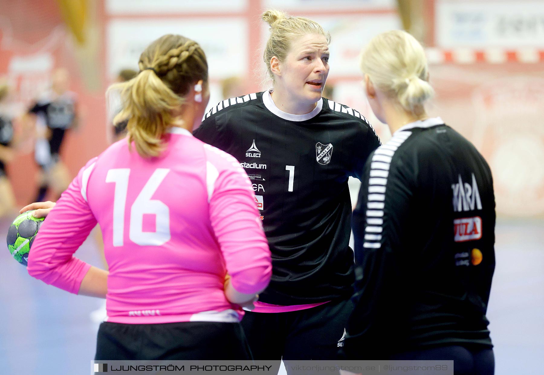 Annliz Cup Superelit Skara HF-Ajax København 11-16,dam,Skövde Idrottshall,Skövde,Sverige,Handboll,,2021,264581