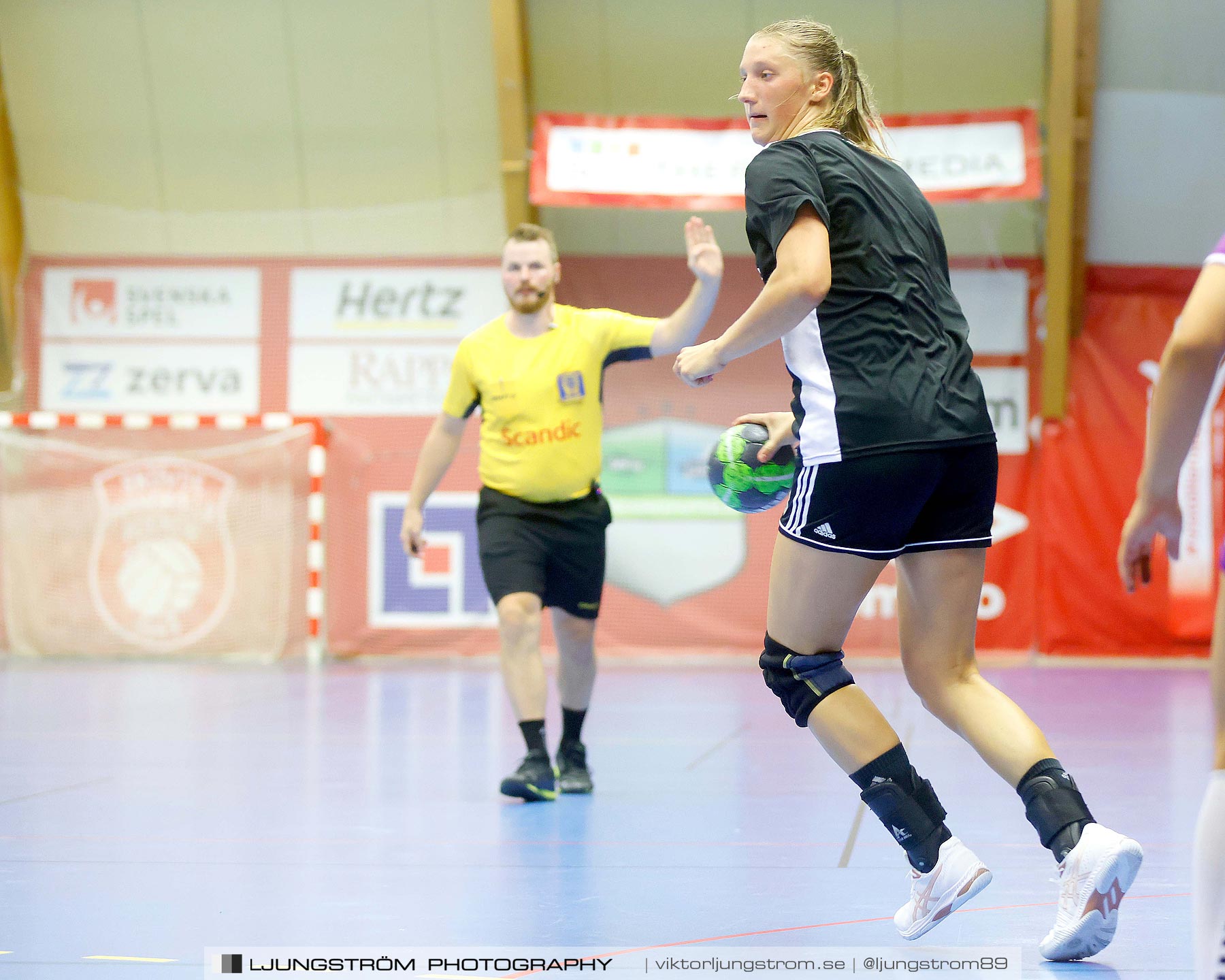 Annliz Cup Superelit Skara HF-Ajax København 11-16,dam,Skövde Idrottshall,Skövde,Sverige,Handboll,,2021,264584