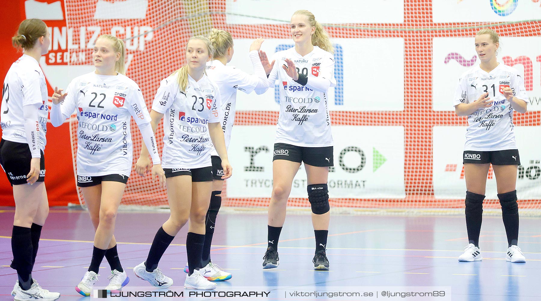 Annliz Cup Superelit Skövde HF-Viborg HK 21-36,dam,Skövde Idrottshall,Skövde,Sverige,Handboll,,2021,264676