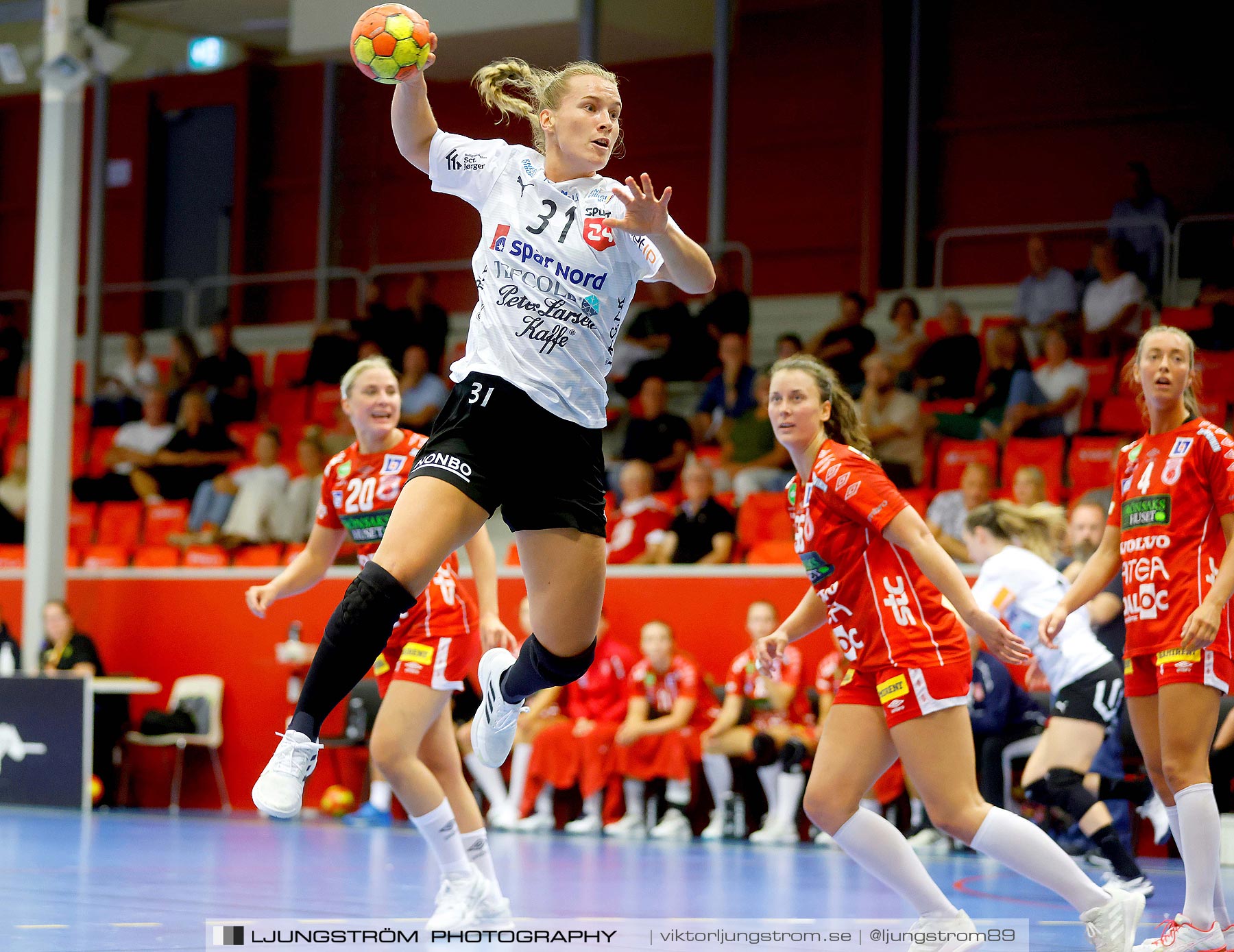 Annliz Cup Superelit Skövde HF-Viborg HK 21-36,dam,Skövde Idrottshall,Skövde,Sverige,Handboll,,2021,264725