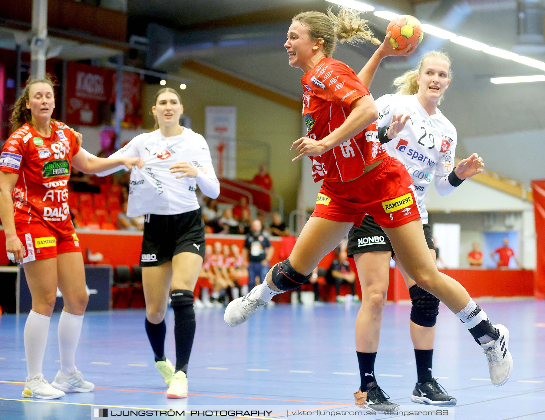 Annliz Cup Superelit Skövde HF-Viborg HK 21-36,dam,Skövde Idrottshall,Skövde,Sverige,Handboll,,2021,264753