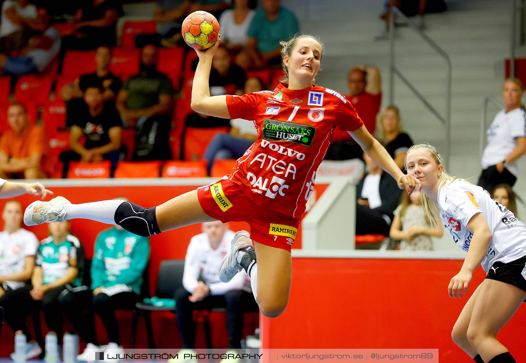 Annliz Cup Superelit Skövde HF-Viborg HK 21-36,dam,Skövde Idrottshall,Skövde,Sverige,Handboll,,2021,264789