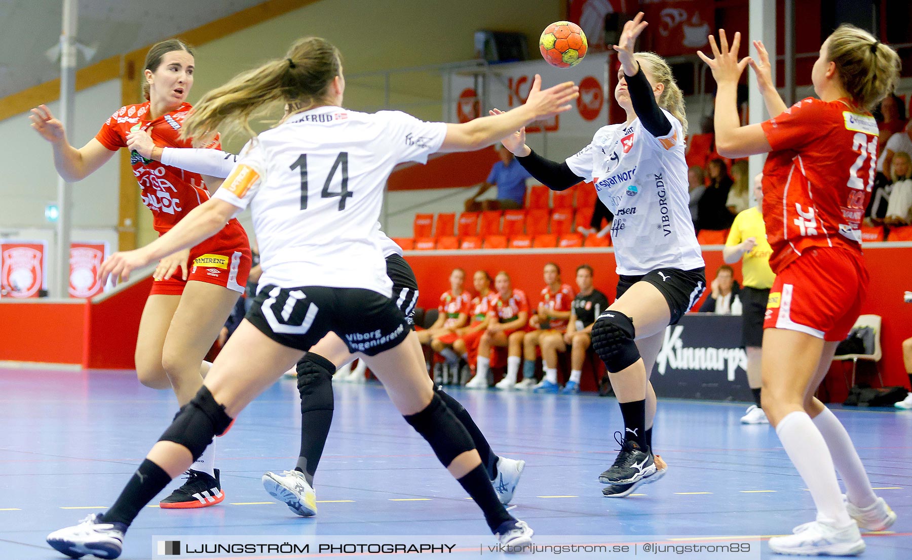 Annliz Cup Superelit Skövde HF-Viborg HK 21-36,dam,Skövde Idrottshall,Skövde,Sverige,Handboll,,2021,264794