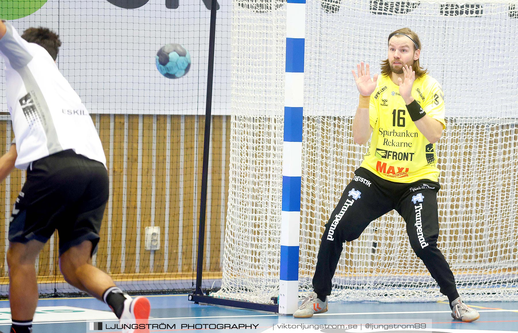 IFK Skövde HK-Eskilstuna Guif 32-21,herr,Arena Skövde,Skövde,Sverige,Handboll,,2021,264869