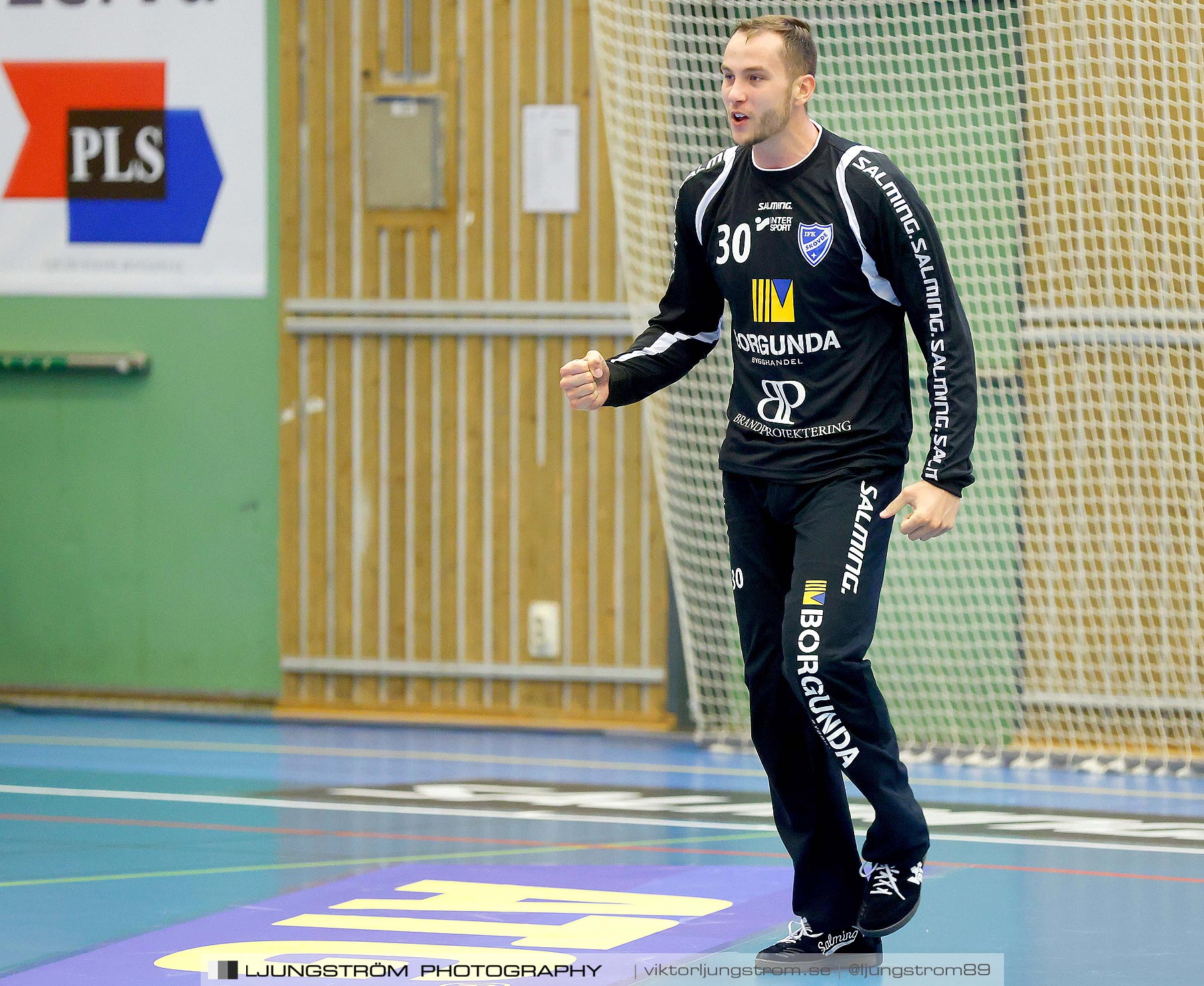 IFK Skövde HK-Eskilstuna Guif 32-21,herr,Arena Skövde,Skövde,Sverige,Handboll,,2021,264884