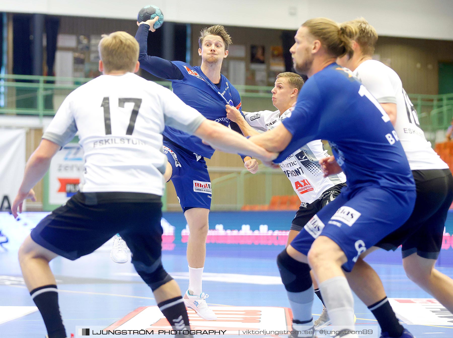 IFK Skövde HK-Eskilstuna Guif 32-21,herr,Arena Skövde,Skövde,Sverige,Handboll,,2021,264906