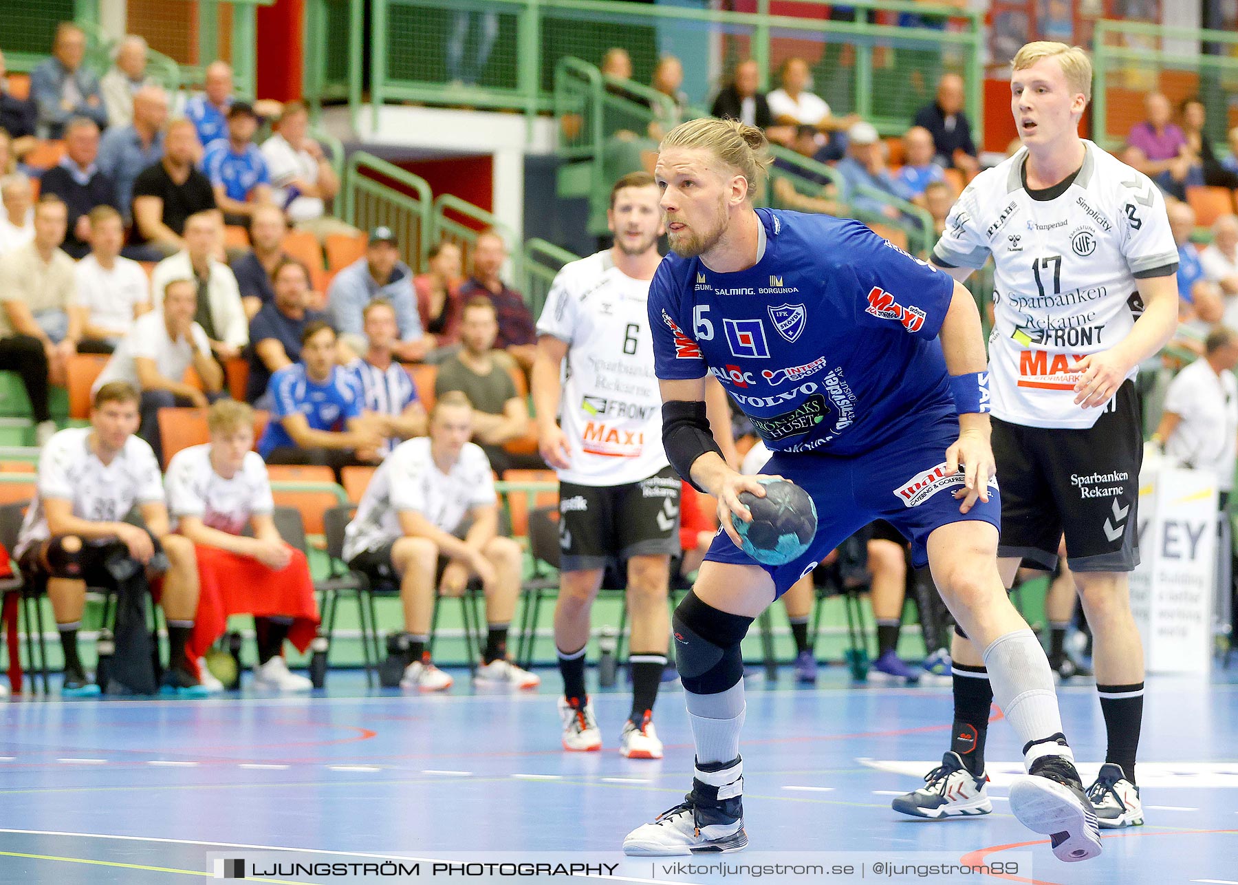 IFK Skövde HK-Eskilstuna Guif 32-21,herr,Arena Skövde,Skövde,Sverige,Handboll,,2021,264922