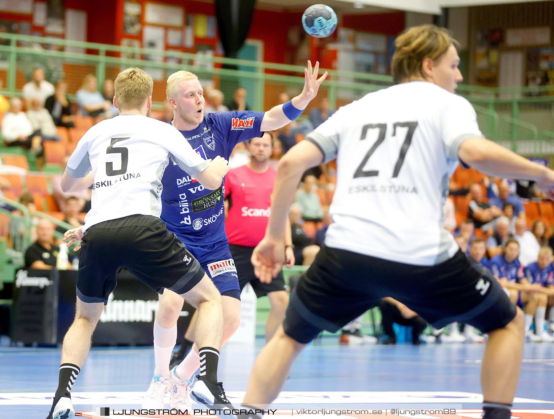 IFK Skövde HK-Eskilstuna Guif 32-21,herr,Arena Skövde,Skövde,Sverige,Handboll,,2021,265012