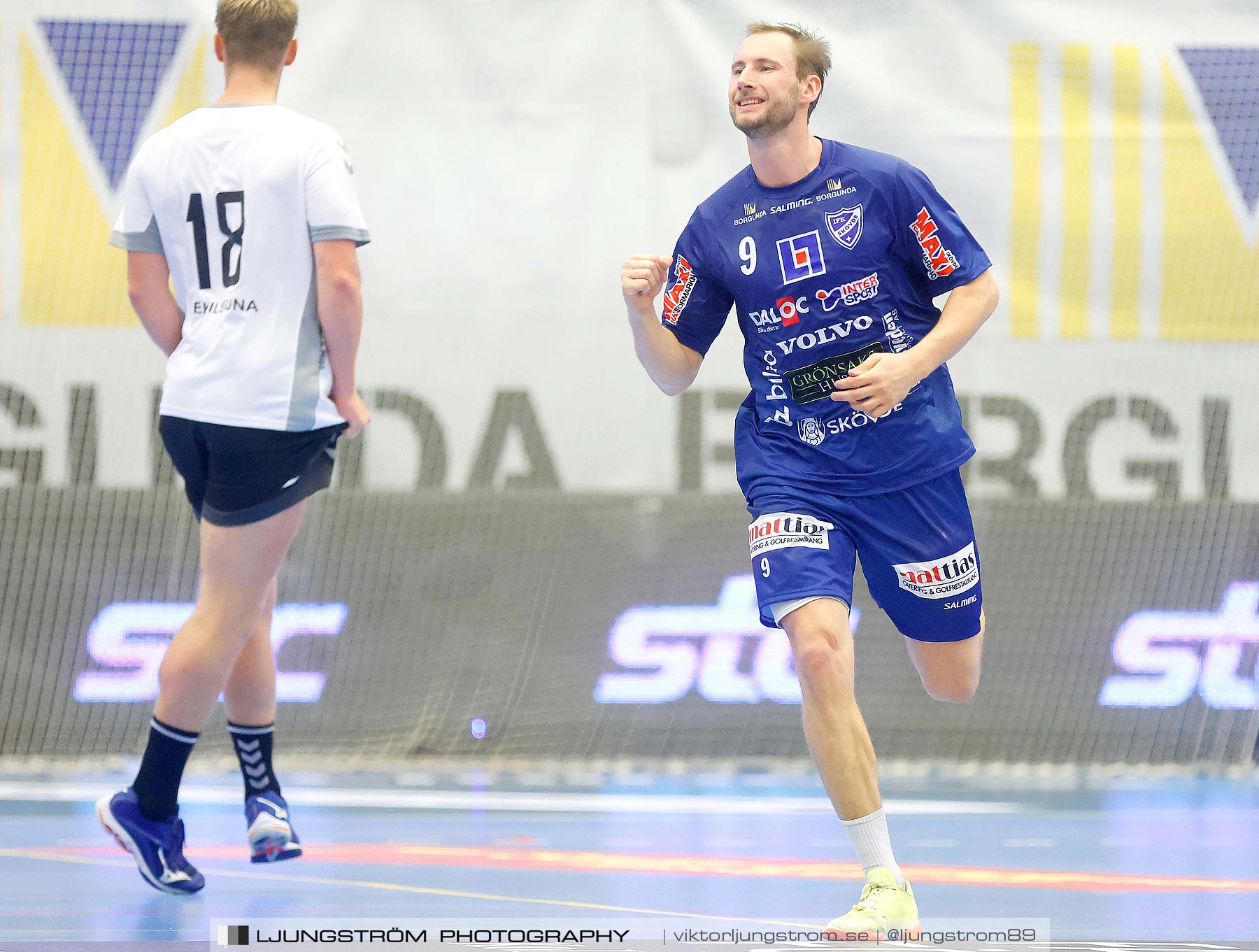 IFK Skövde HK-Eskilstuna Guif 32-21,herr,Arena Skövde,Skövde,Sverige,Handboll,,2021,265046