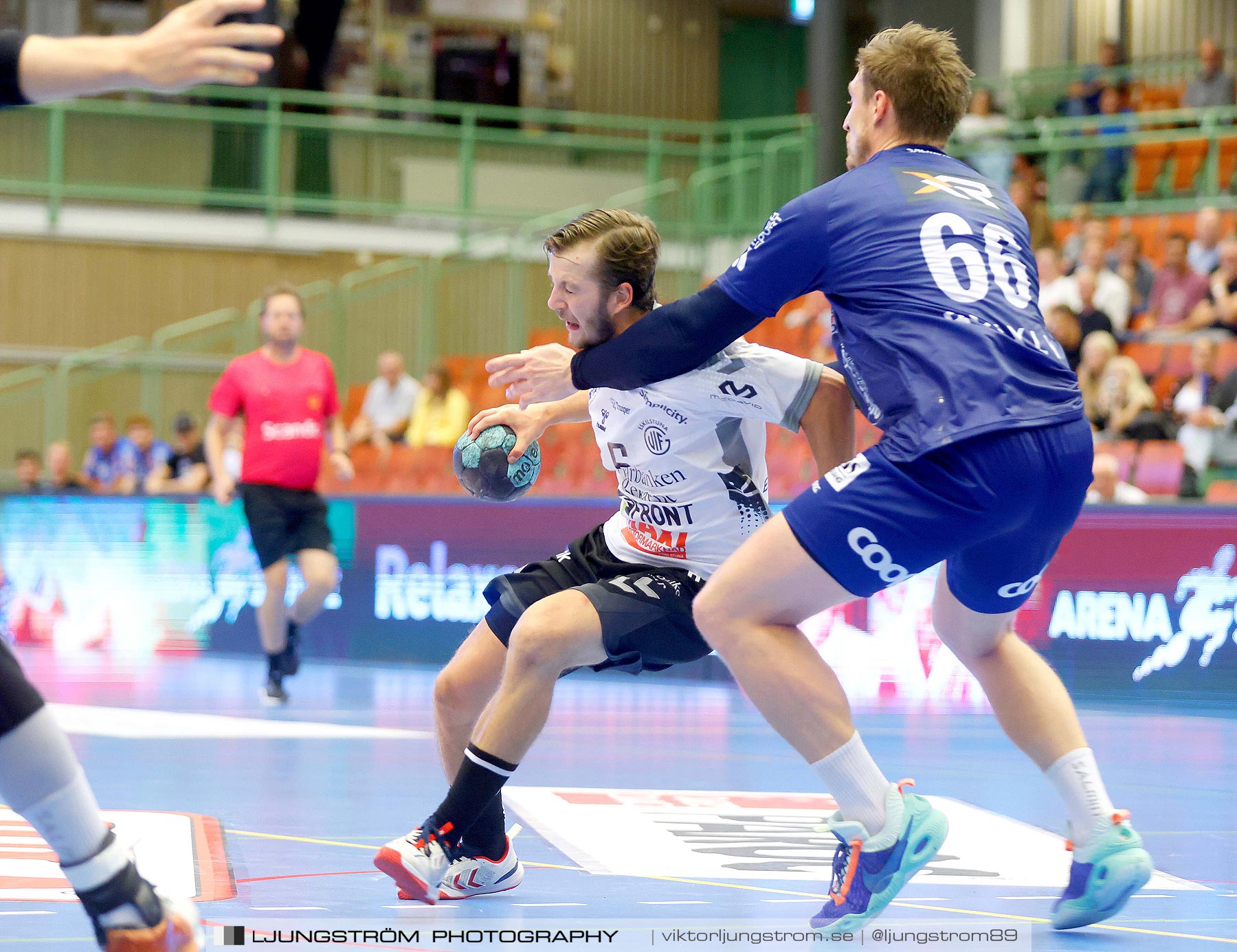 IFK Skövde HK-Eskilstuna Guif 32-21,herr,Arena Skövde,Skövde,Sverige,Handboll,,2021,265067