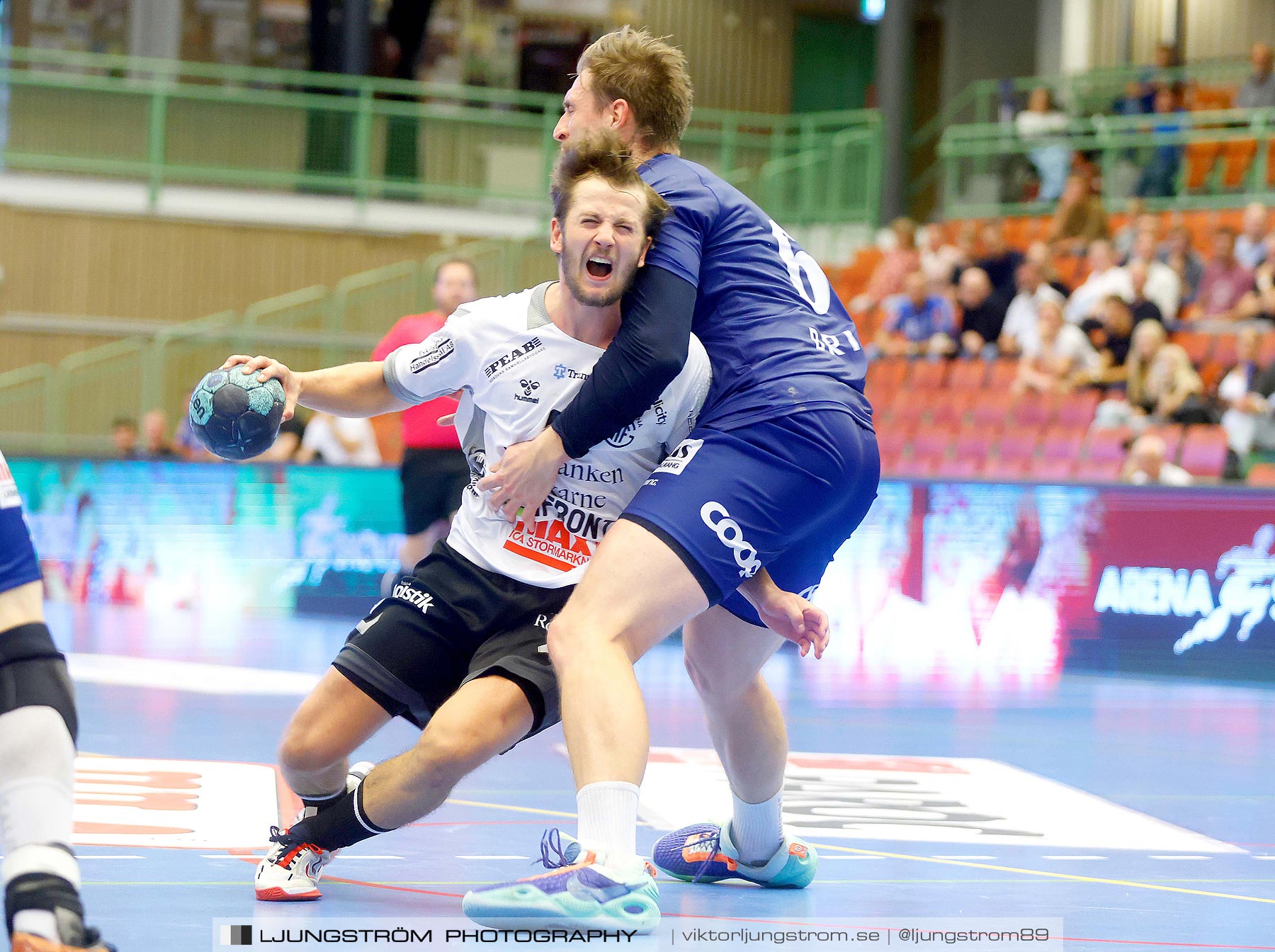 IFK Skövde HK-Eskilstuna Guif 32-21,herr,Arena Skövde,Skövde,Sverige,Handboll,,2021,265069