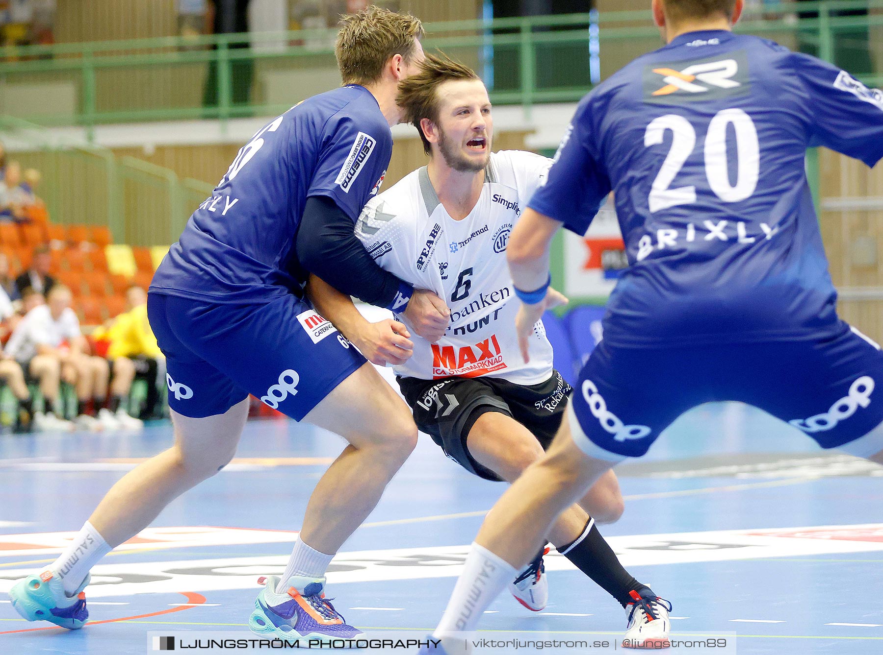 IFK Skövde HK-Eskilstuna Guif 32-21,herr,Arena Skövde,Skövde,Sverige,Handboll,,2021,265085