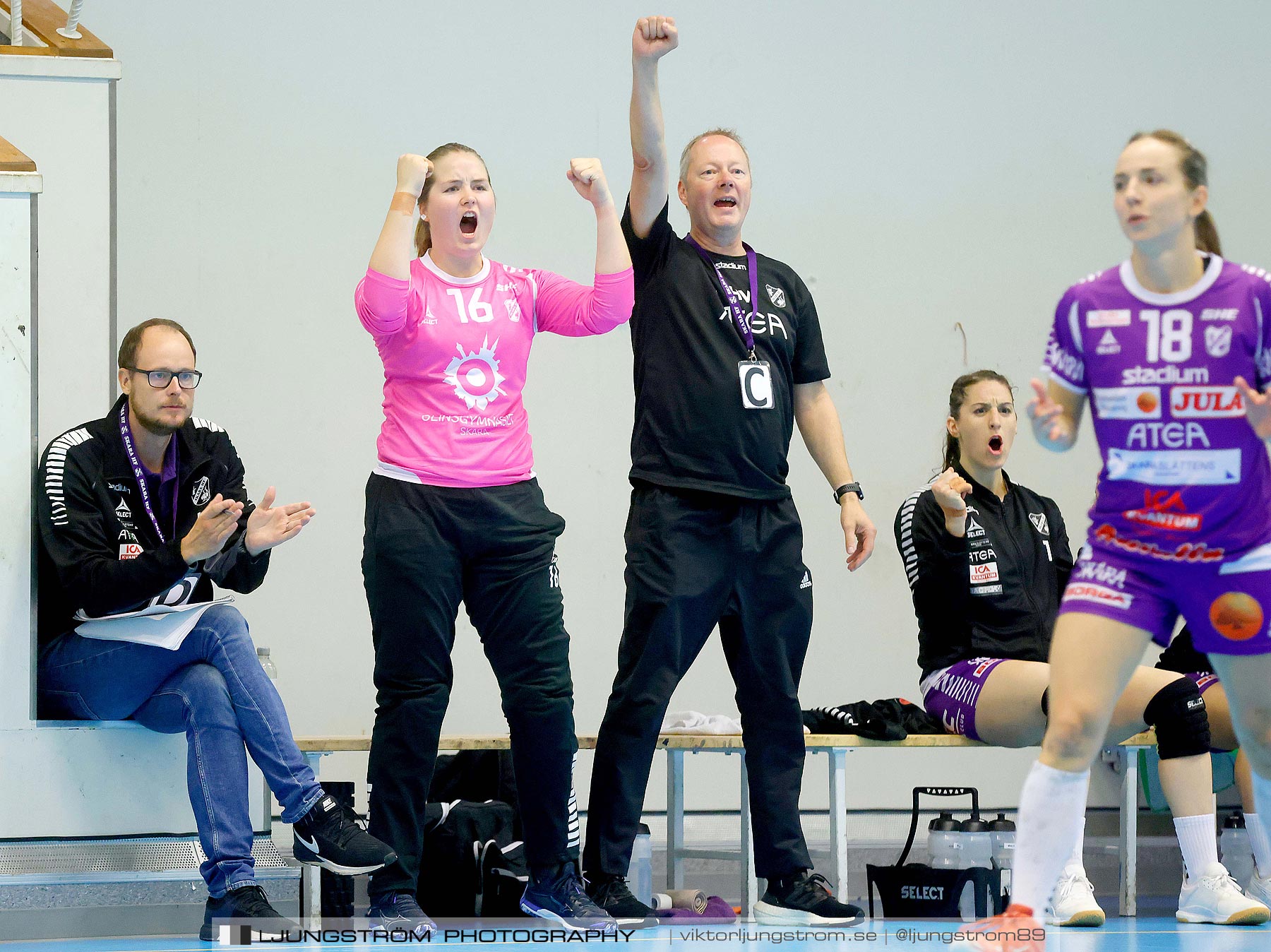 ATG Svenska Cupen Skara HF-IF Hallby HK 1/8-final 2 35-27,dam,Skara Idrottshall,Skara,Sverige,Handboll,,2021,265207