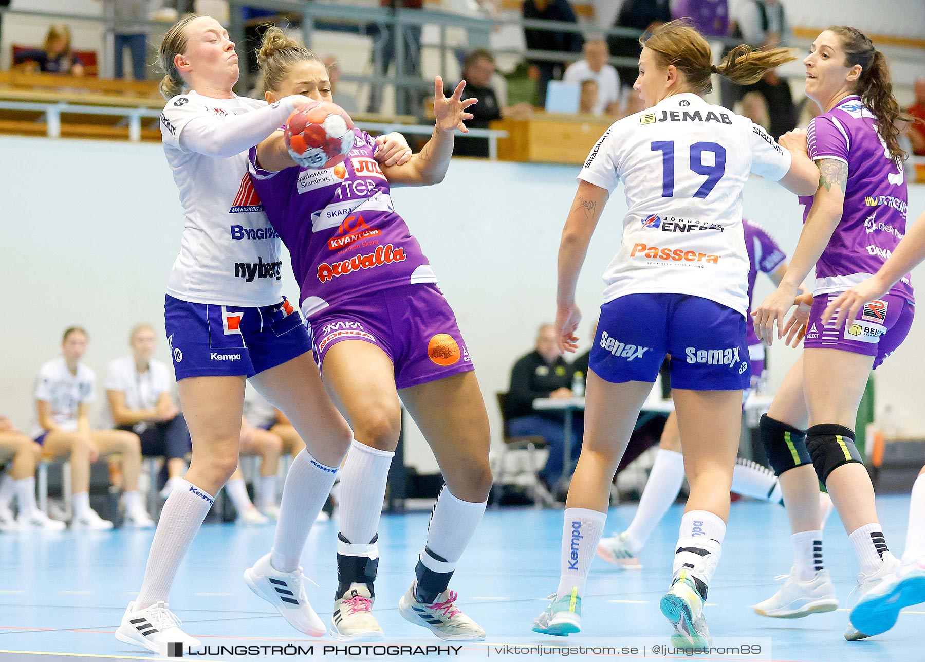 ATG Svenska Cupen Skara HF-IF Hallby HK 1/8-final 2 35-27,dam,Skara Idrottshall,Skara,Sverige,Handboll,,2021,265379