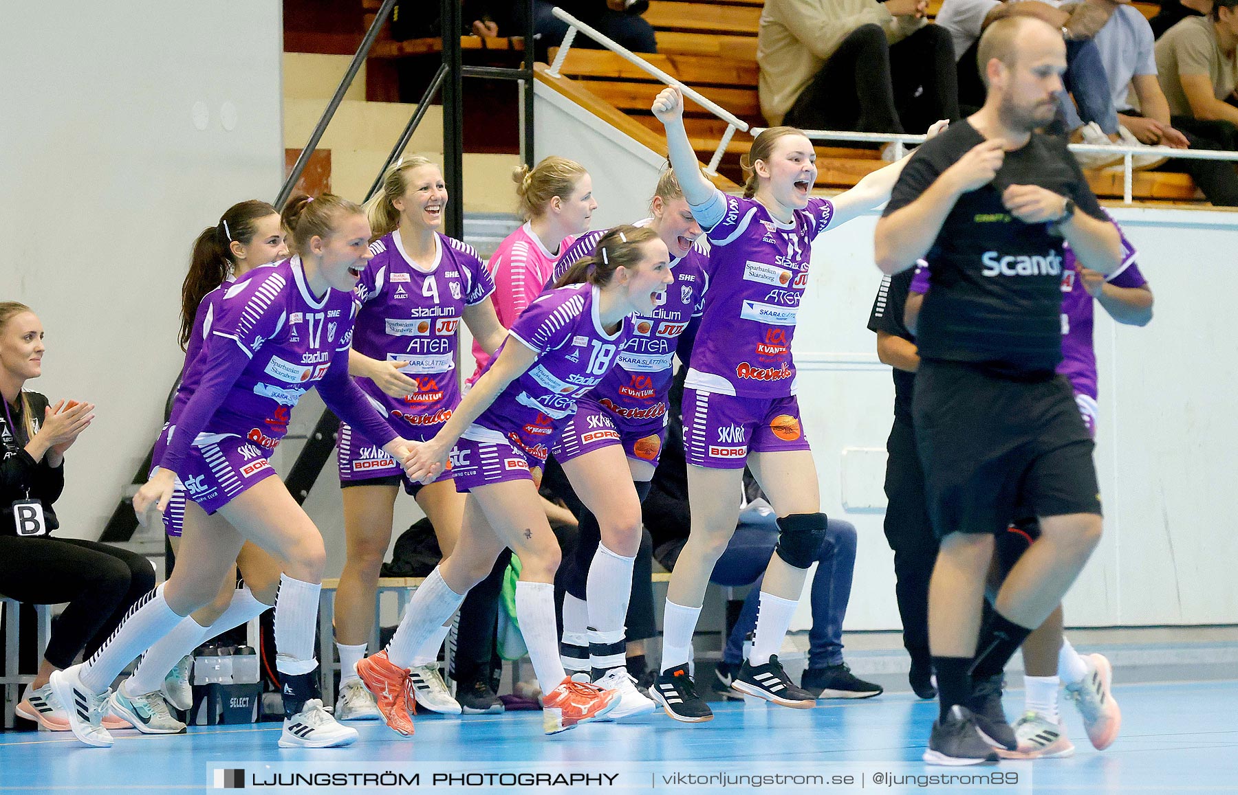 ATG Svenska Cupen Skara HF-IF Hallby HK 1/8-final 2 35-27,dam,Skara Idrottshall,Skara,Sverige,Handboll,,2021,265384