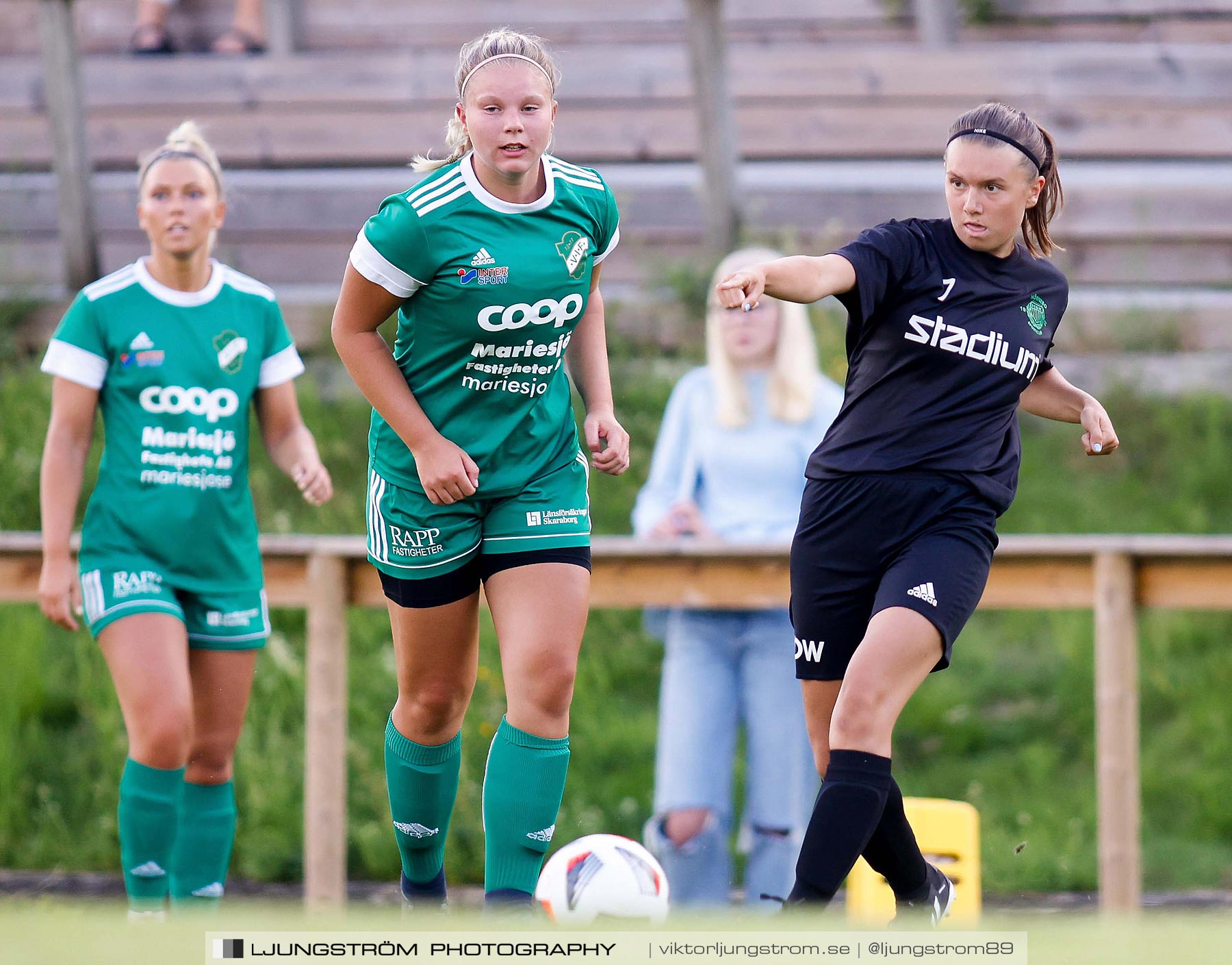 Våmbs IF-Hörnebo SK 5-1,dam,Claesborgs IP,Skövde,Sverige,Fotboll,,2021,266133