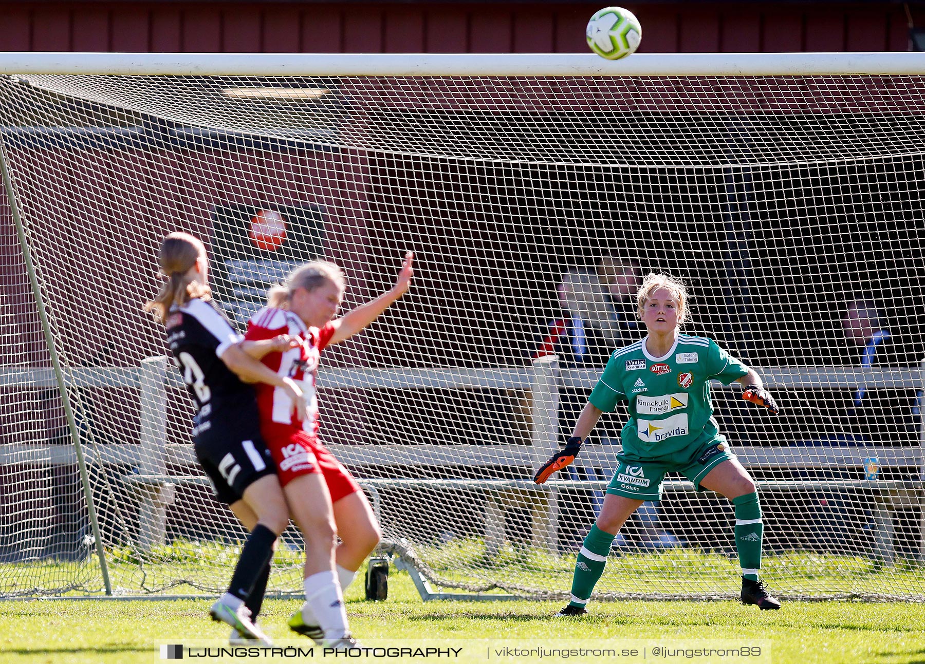 Skövde KIK-Sils IF U 4-2,dam,Lillegårdens IP,Skövde,Sverige,Fotboll,,2021,266376