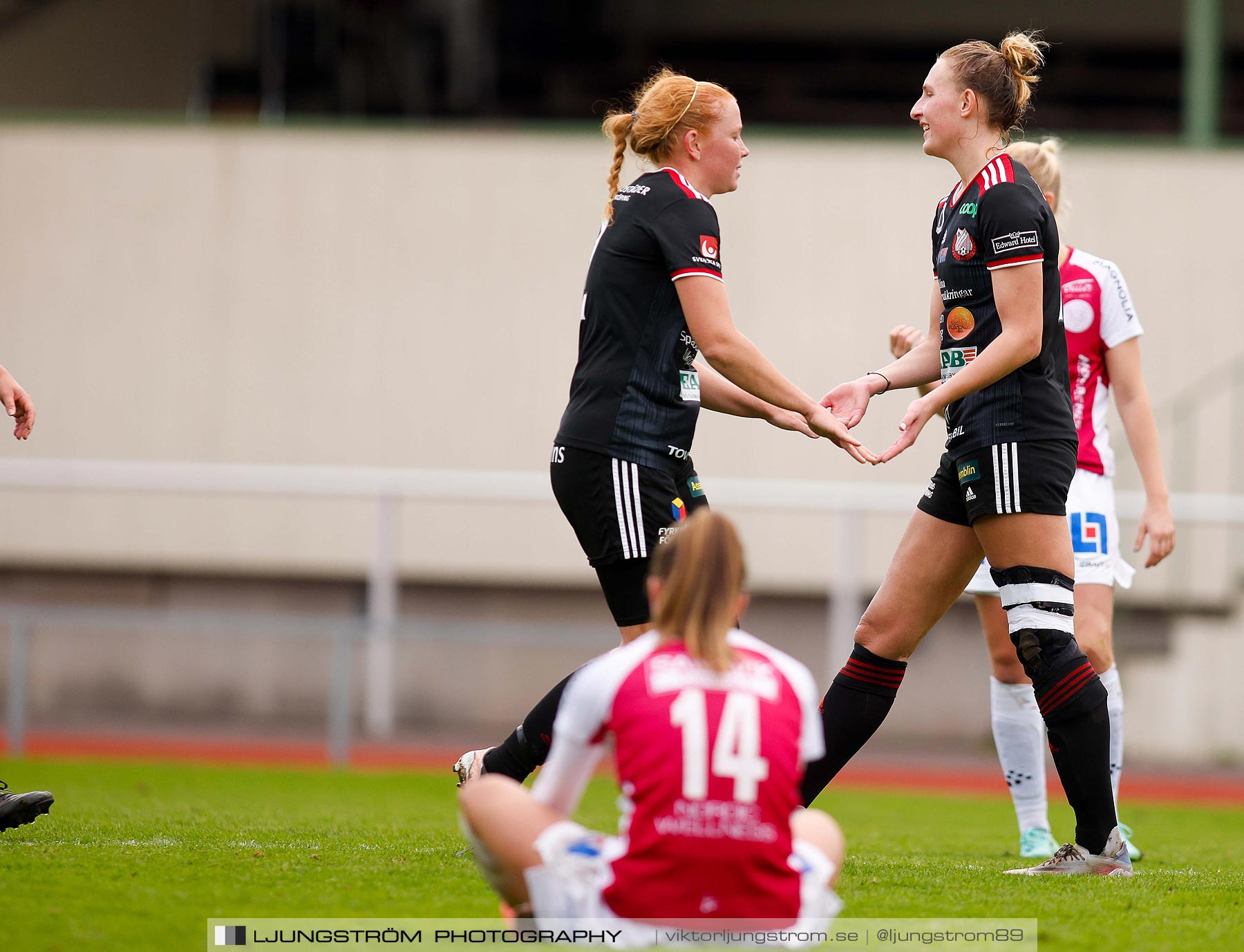 Lidköpings FK-IK Uppsala Fotboll 2-0,dam,Framnäs IP,Lidköping,Sverige,Fotboll,,2021,267058