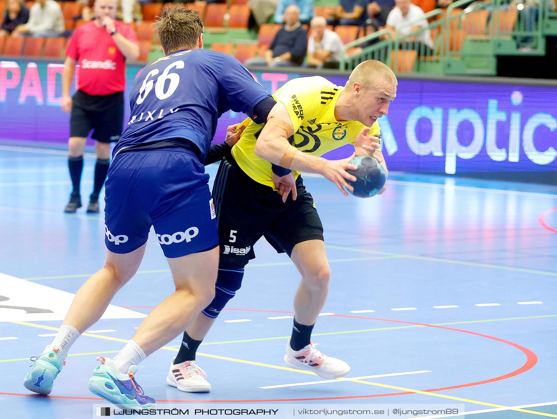 IFK Skövde HK-IK Sävehof 27-30,herr,Arena Skövde,Skövde,Sverige,Handboll,,2021,267124