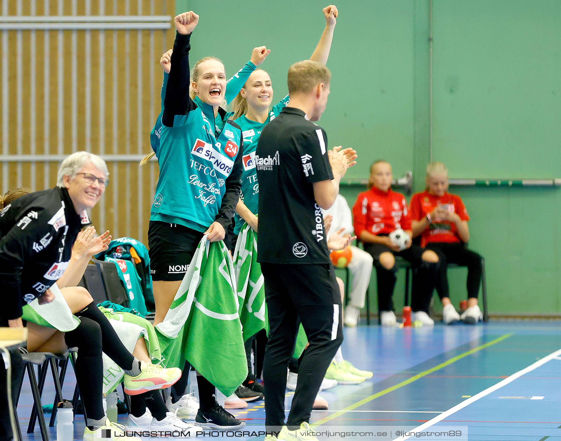 Annliz Cup Superelit FINAL Viborg HK-Ajax København 33-20,dam,Arena Skövde,Skövde,Sverige,Handboll,,2021,268817