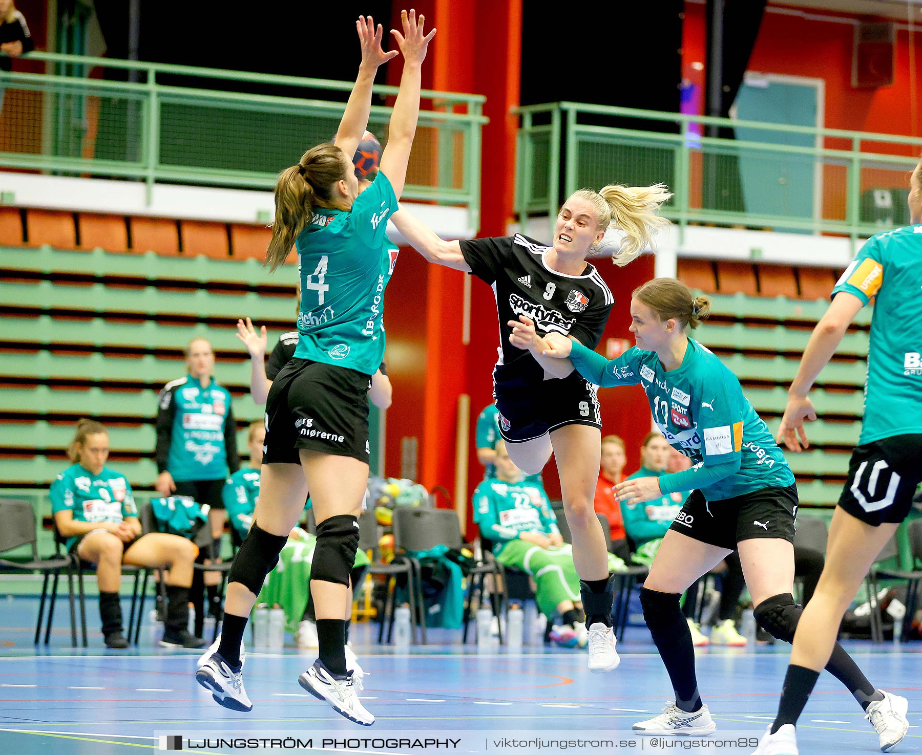 Annliz Cup Superelit FINAL Viborg HK-Ajax København 33-20,dam,Arena Skövde,Skövde,Sverige,Handboll,,2021,268852