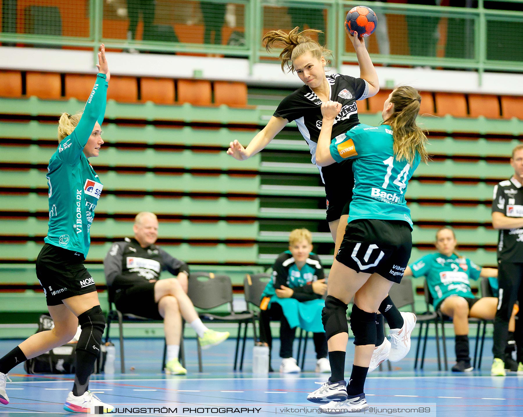 Annliz Cup Superelit FINAL Viborg HK-Ajax København 33-20,dam,Arena Skövde,Skövde,Sverige,Handboll,,2021,268858