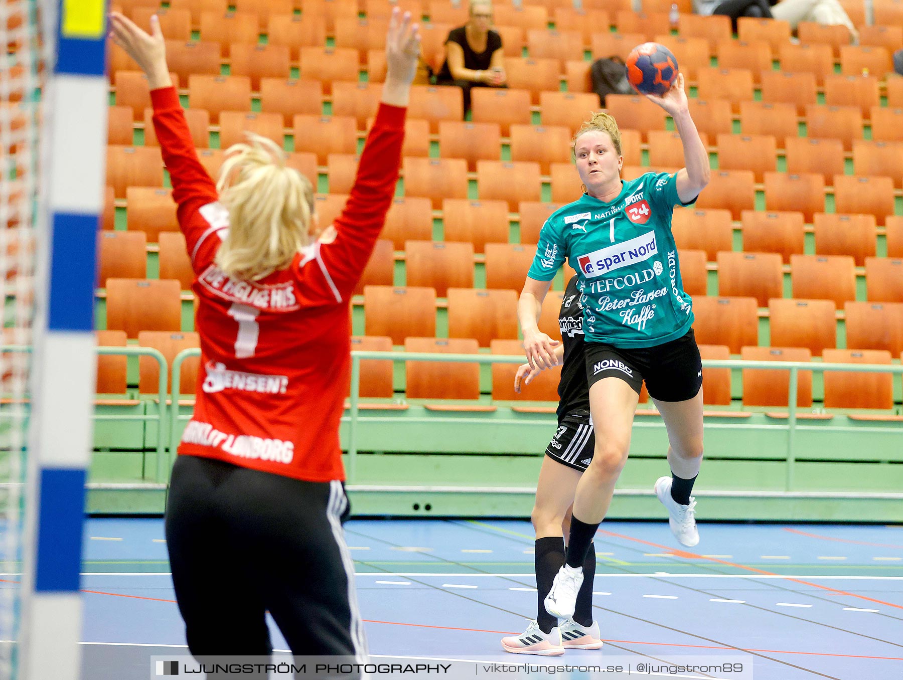 Annliz Cup Superelit FINAL Viborg HK-Ajax København 33-20,dam,Arena Skövde,Skövde,Sverige,Handboll,,2021,268895