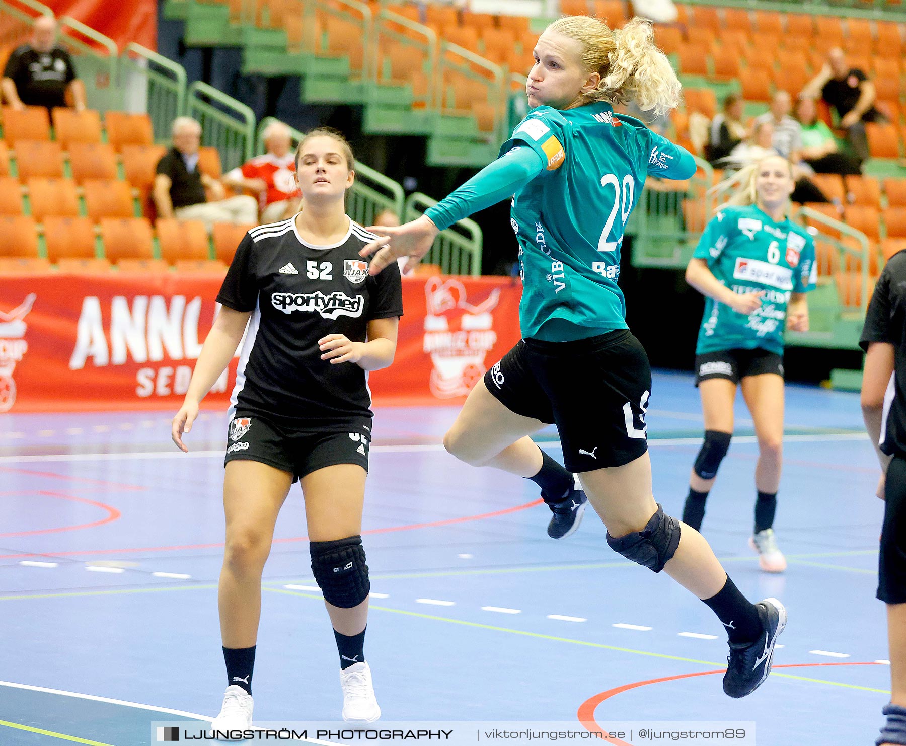 Annliz Cup Superelit FINAL Viborg HK-Ajax København 33-20,dam,Arena Skövde,Skövde,Sverige,Handboll,,2021,268900