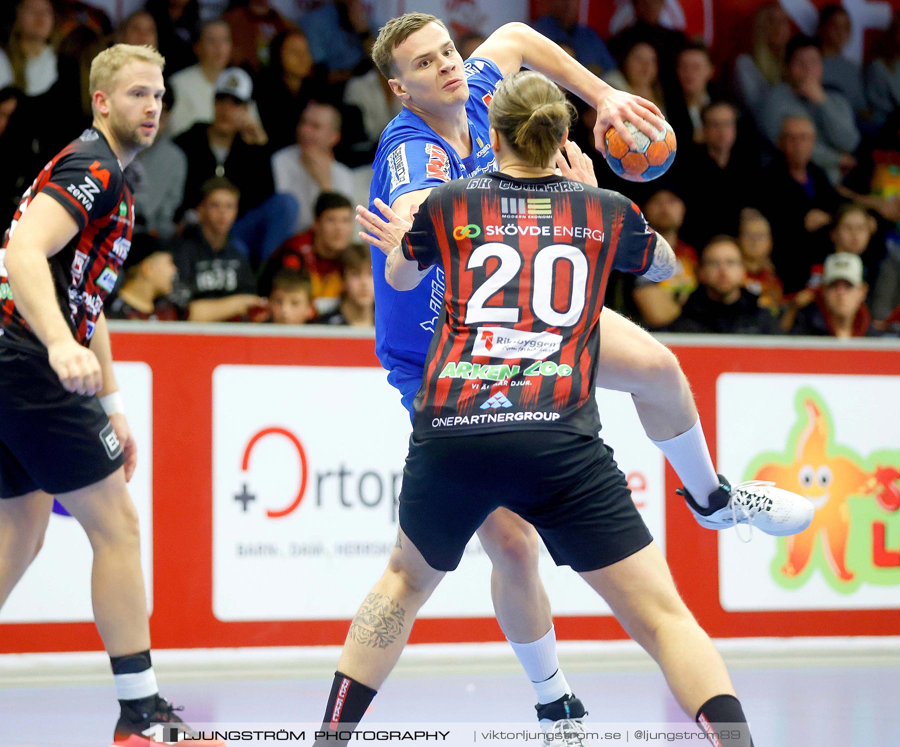 HK Country-HK Skövde 24-27,herr,Skövde Idrottshall,Skövde,Sverige,Handboll,,2021,271437