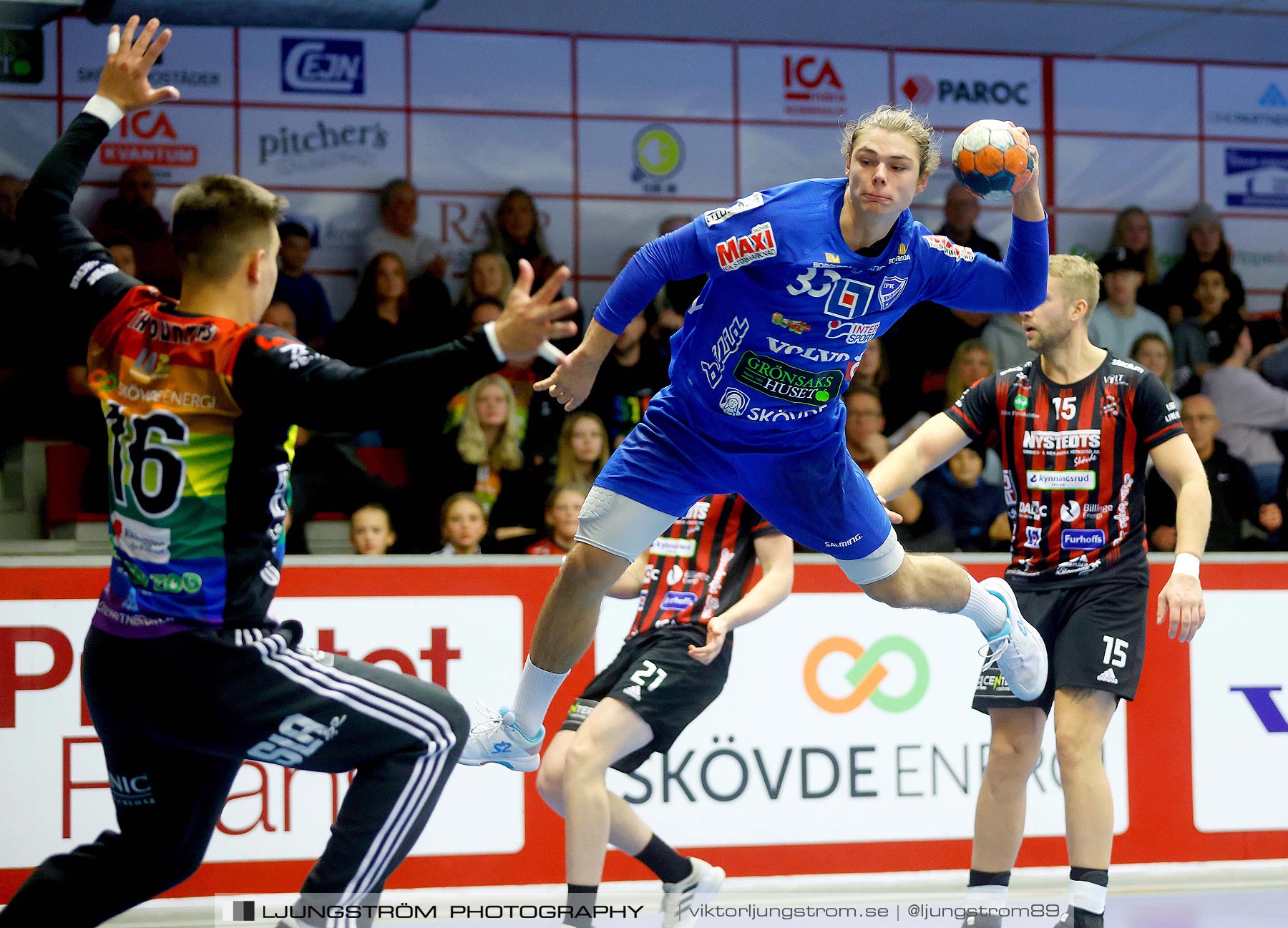 HK Country-HK Skövde 24-27,herr,Skövde Idrottshall,Skövde,Sverige,Handboll,,2021,271444