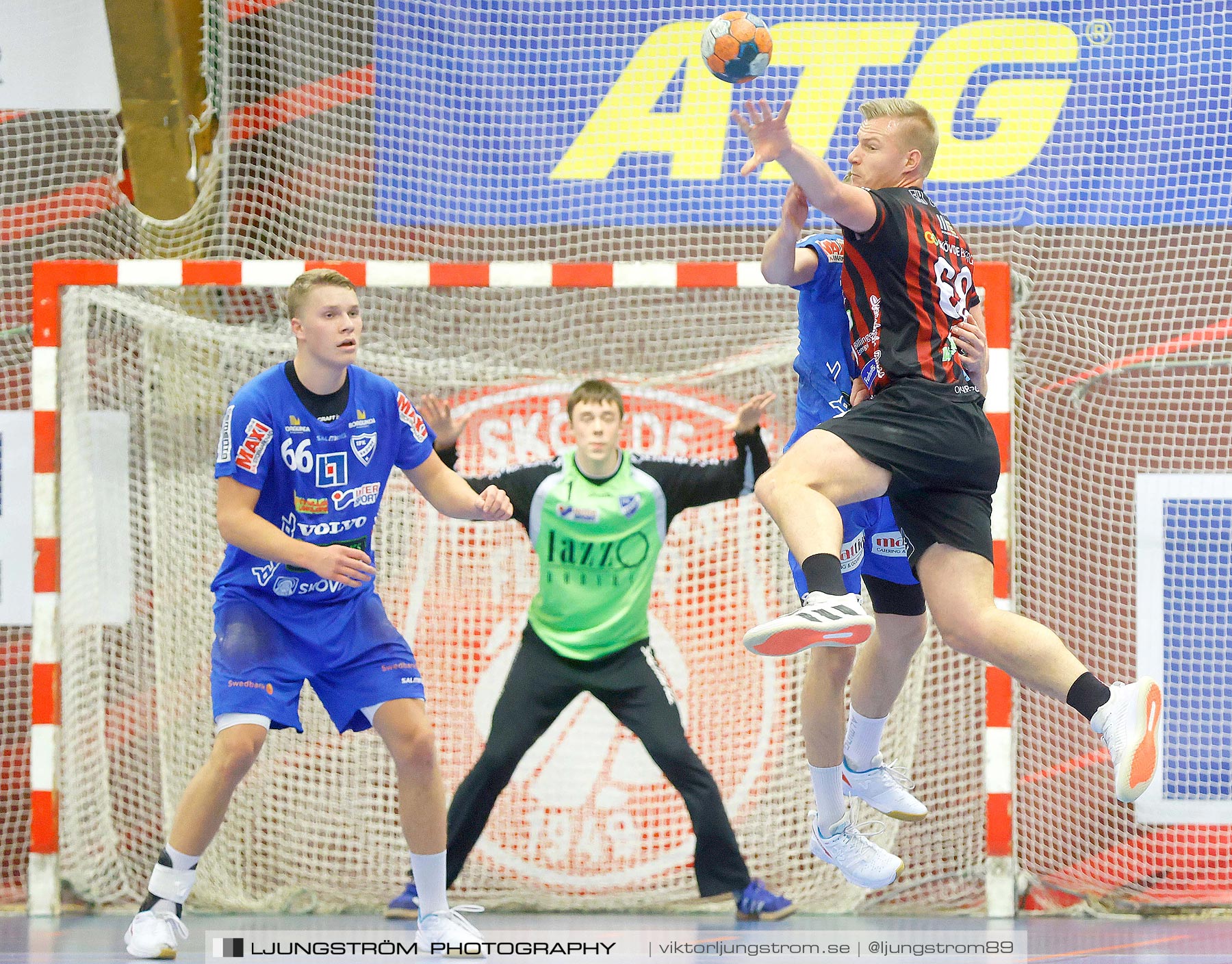 HK Country-HK Skövde 24-27,herr,Skövde Idrottshall,Skövde,Sverige,Handboll,,2021,271470