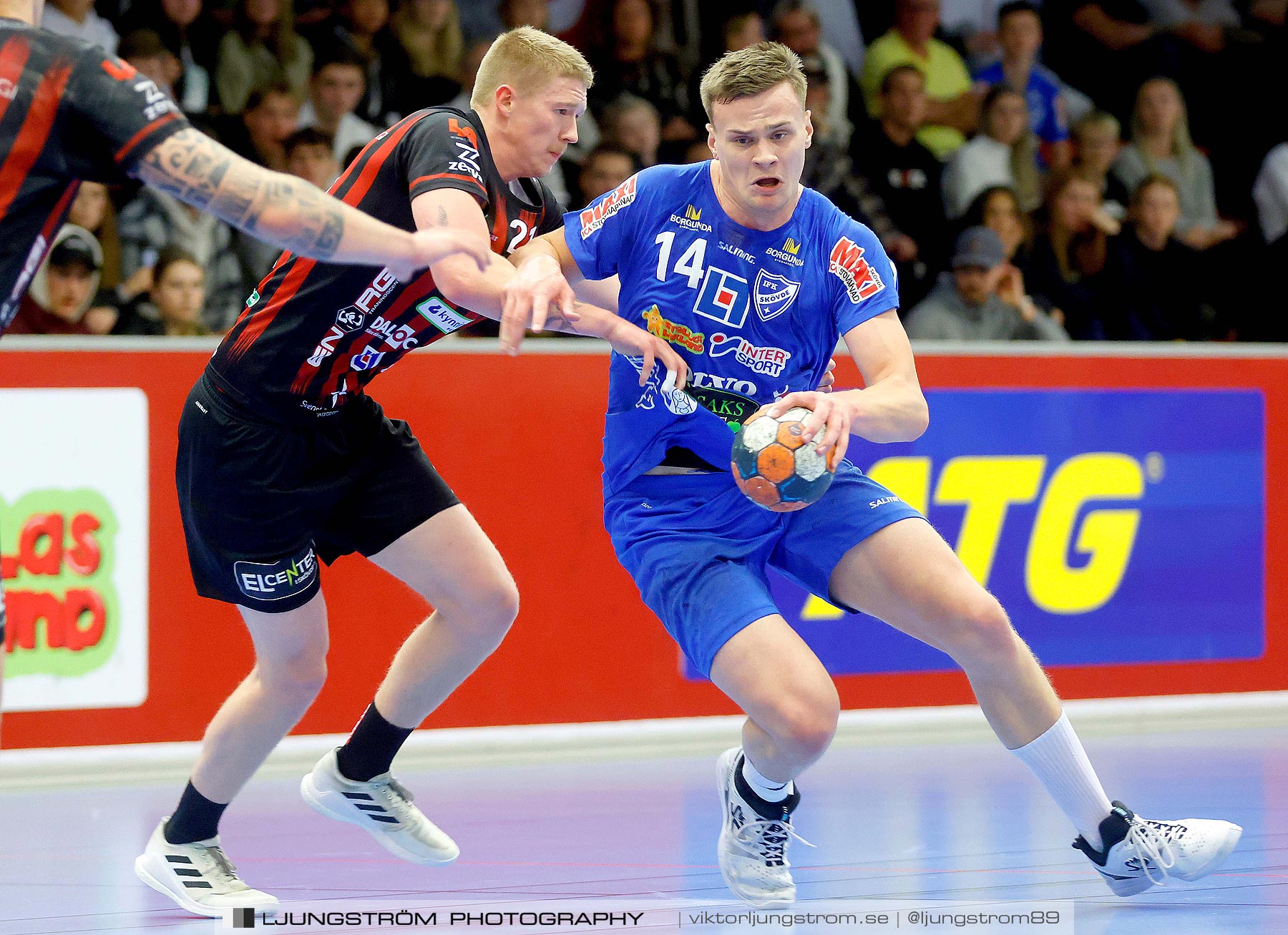 HK Country-HK Skövde 24-27,herr,Skövde Idrottshall,Skövde,Sverige,Handboll,,2021,271486