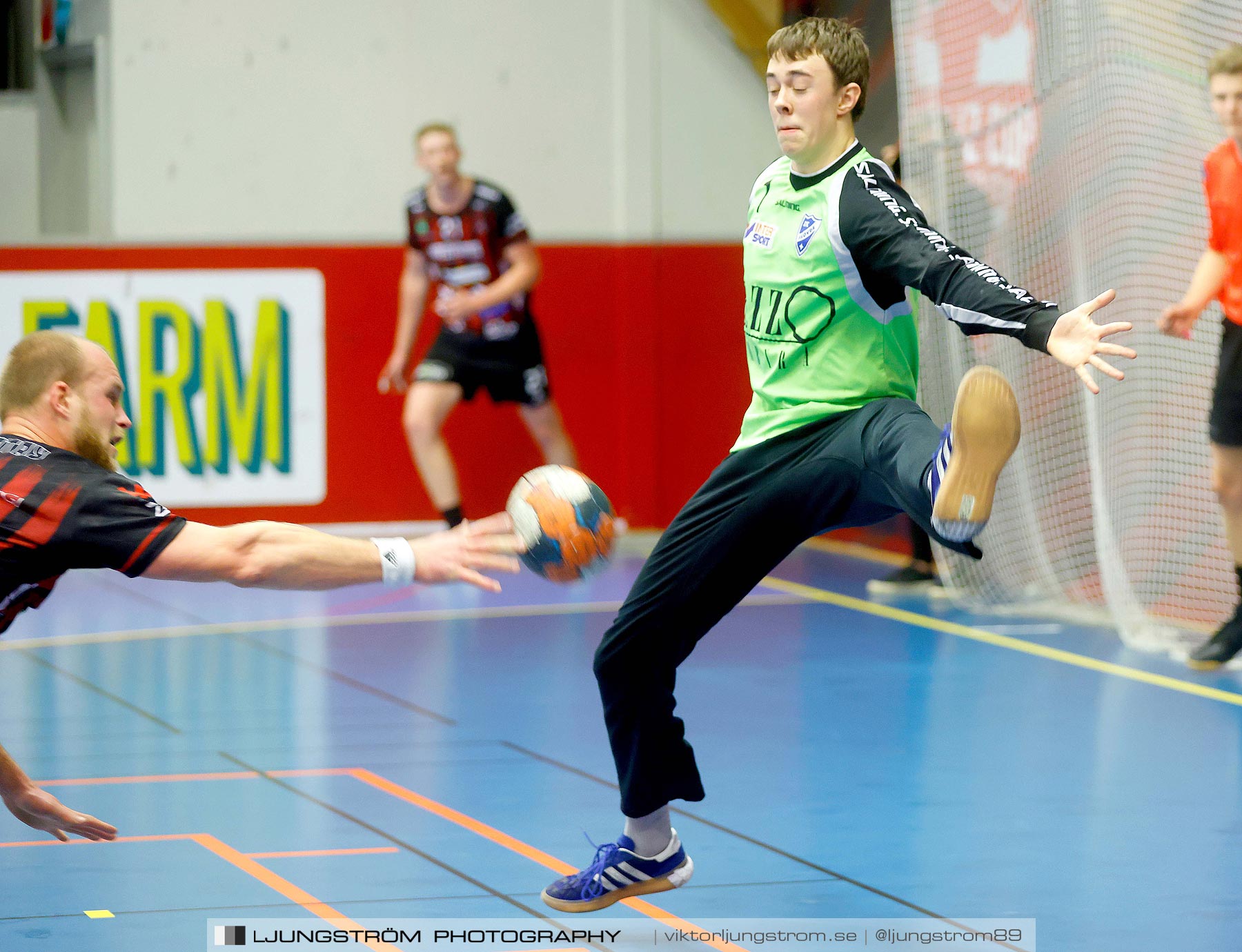 HK Country-HK Skövde 24-27,herr,Skövde Idrottshall,Skövde,Sverige,Handboll,,2021,271536