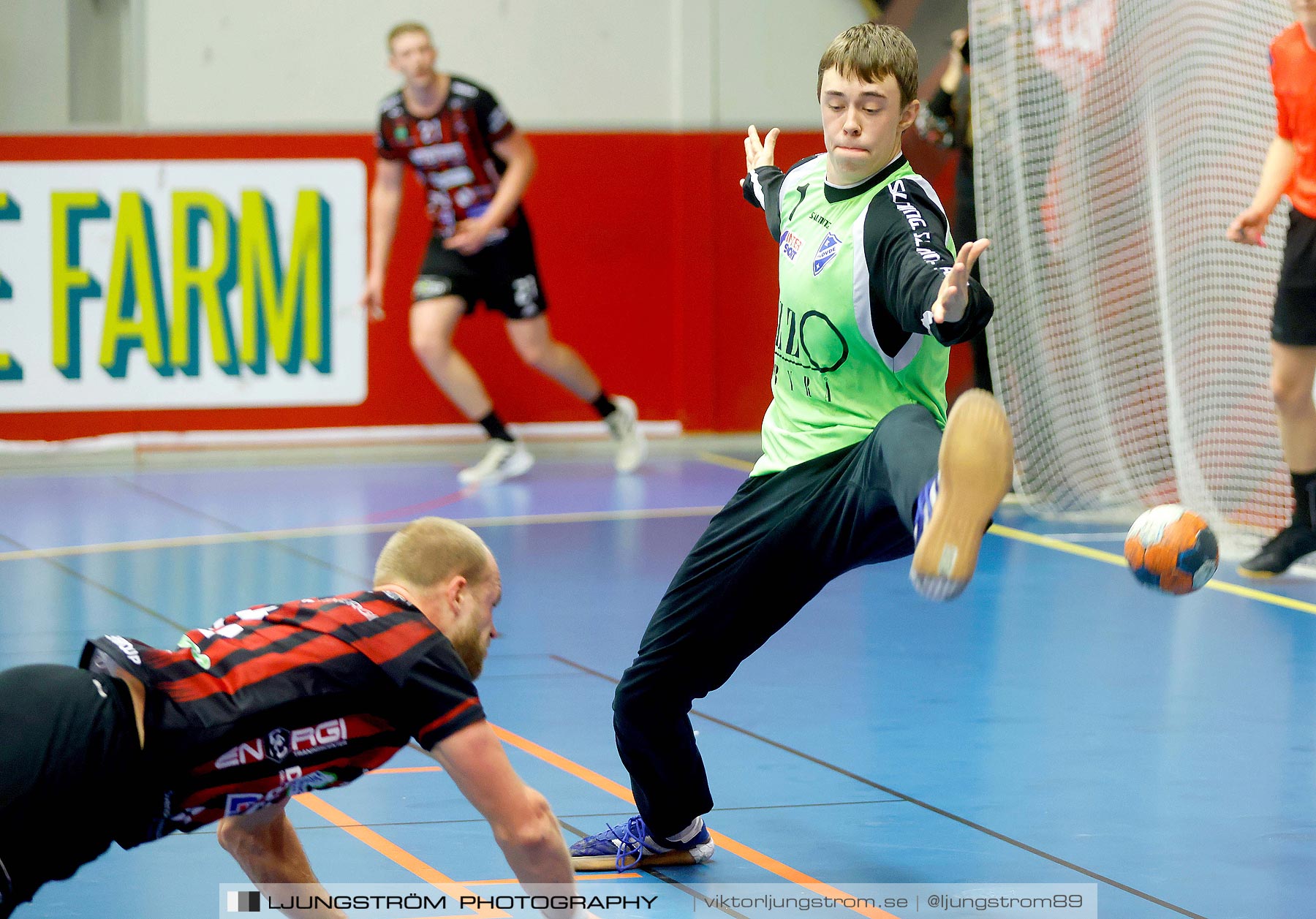 HK Country-HK Skövde 24-27,herr,Skövde Idrottshall,Skövde,Sverige,Handboll,,2021,271538