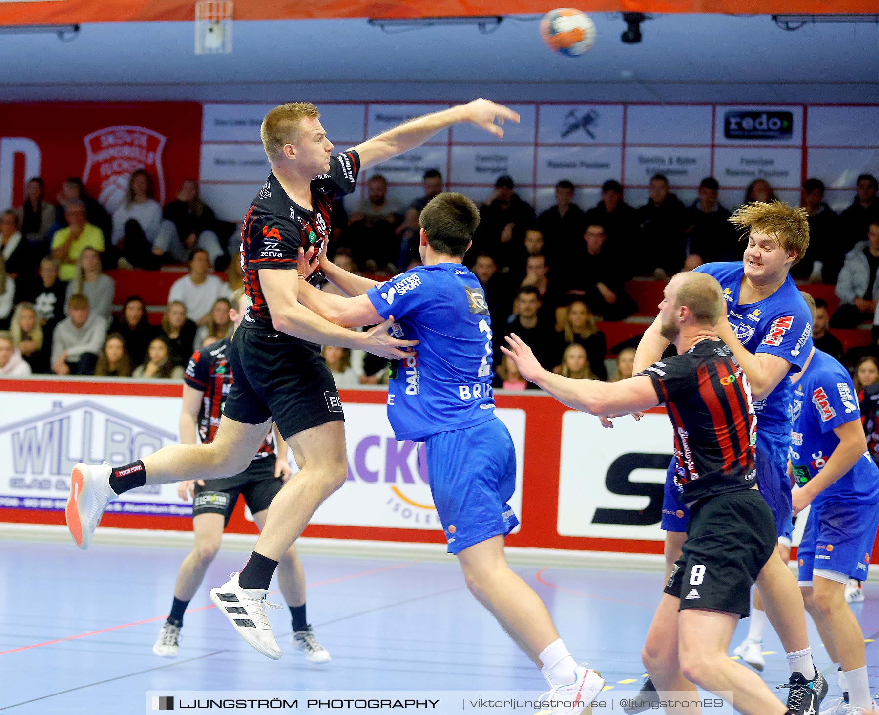 HK Country-HK Skövde 24-27,herr,Skövde Idrottshall,Skövde,Sverige,Handboll,,2021,271564